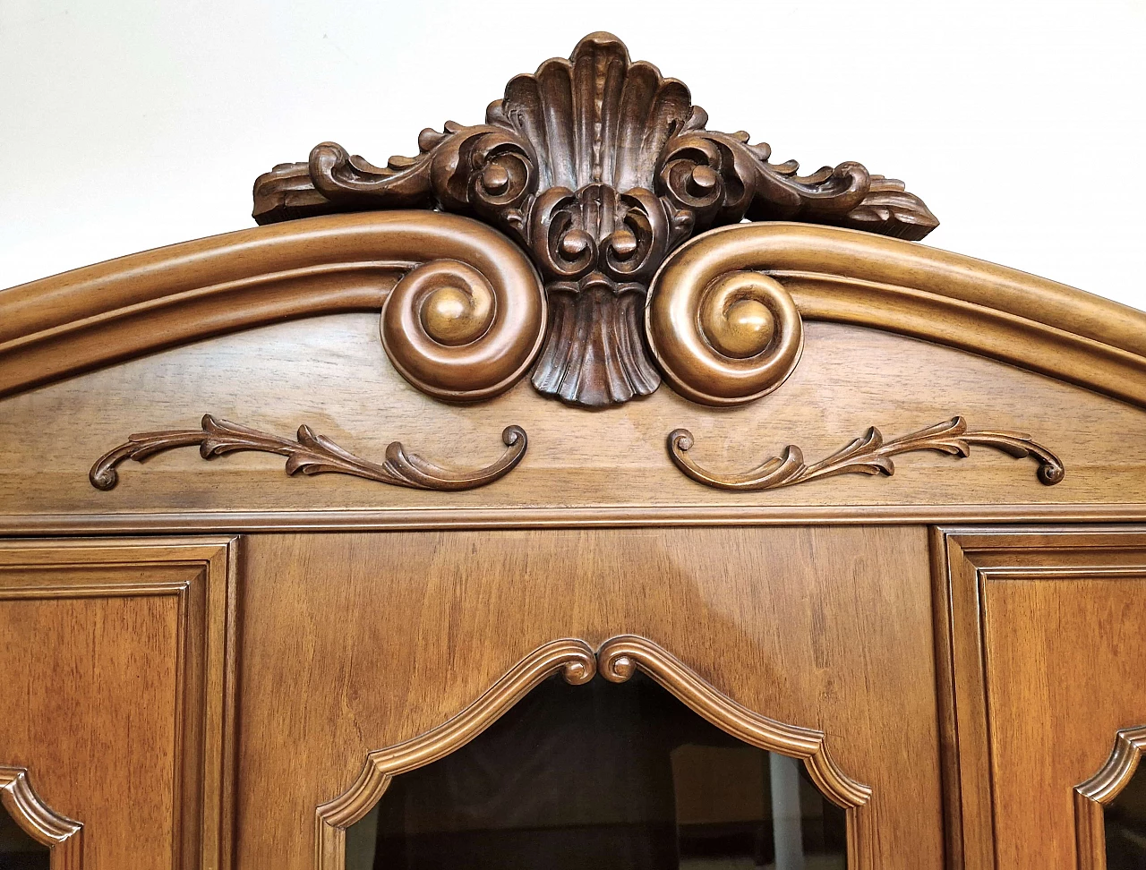 Carved national walnut double-body sideboard 4