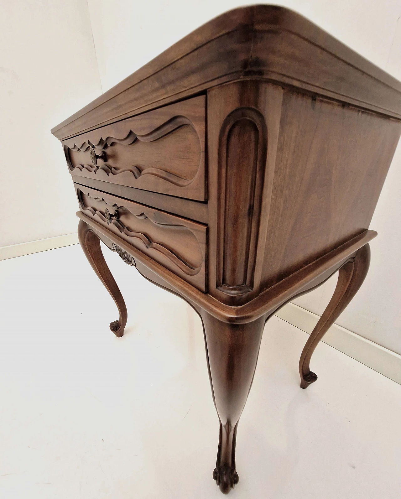 Carved national walnut bedside table 6