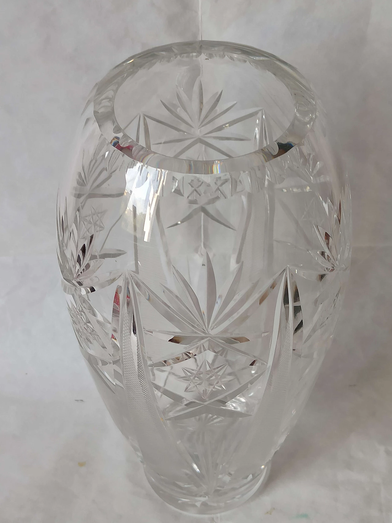 Engraved and ground Baccarat crystal vase, 1970s 11