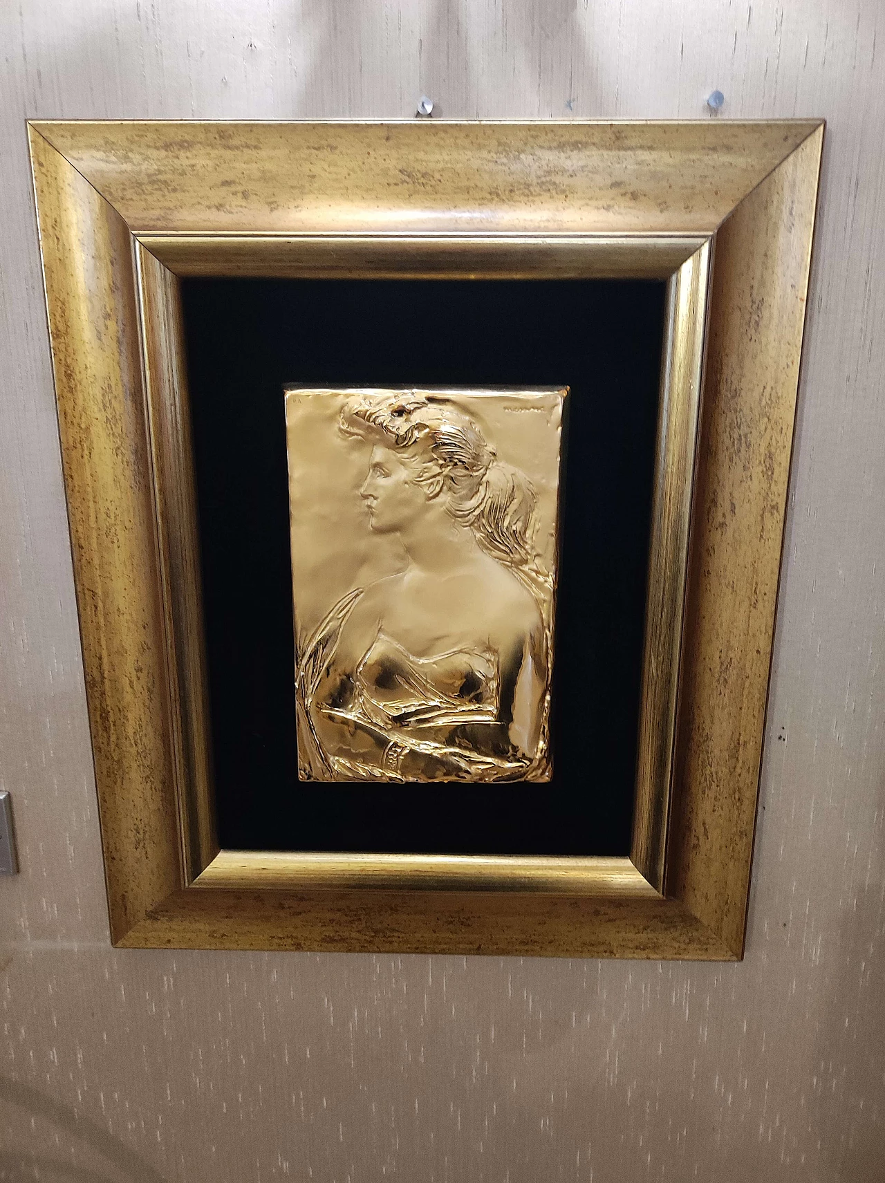 Francesco Messina, Gabriella, gilded bronze bas-relief, 1953 4