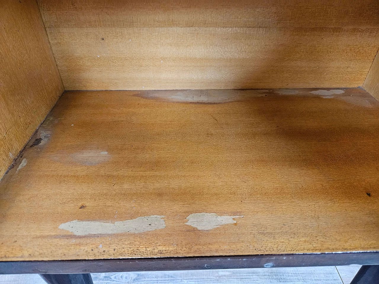 Pair of wood bedside tables with stained glass top, 1950s 22