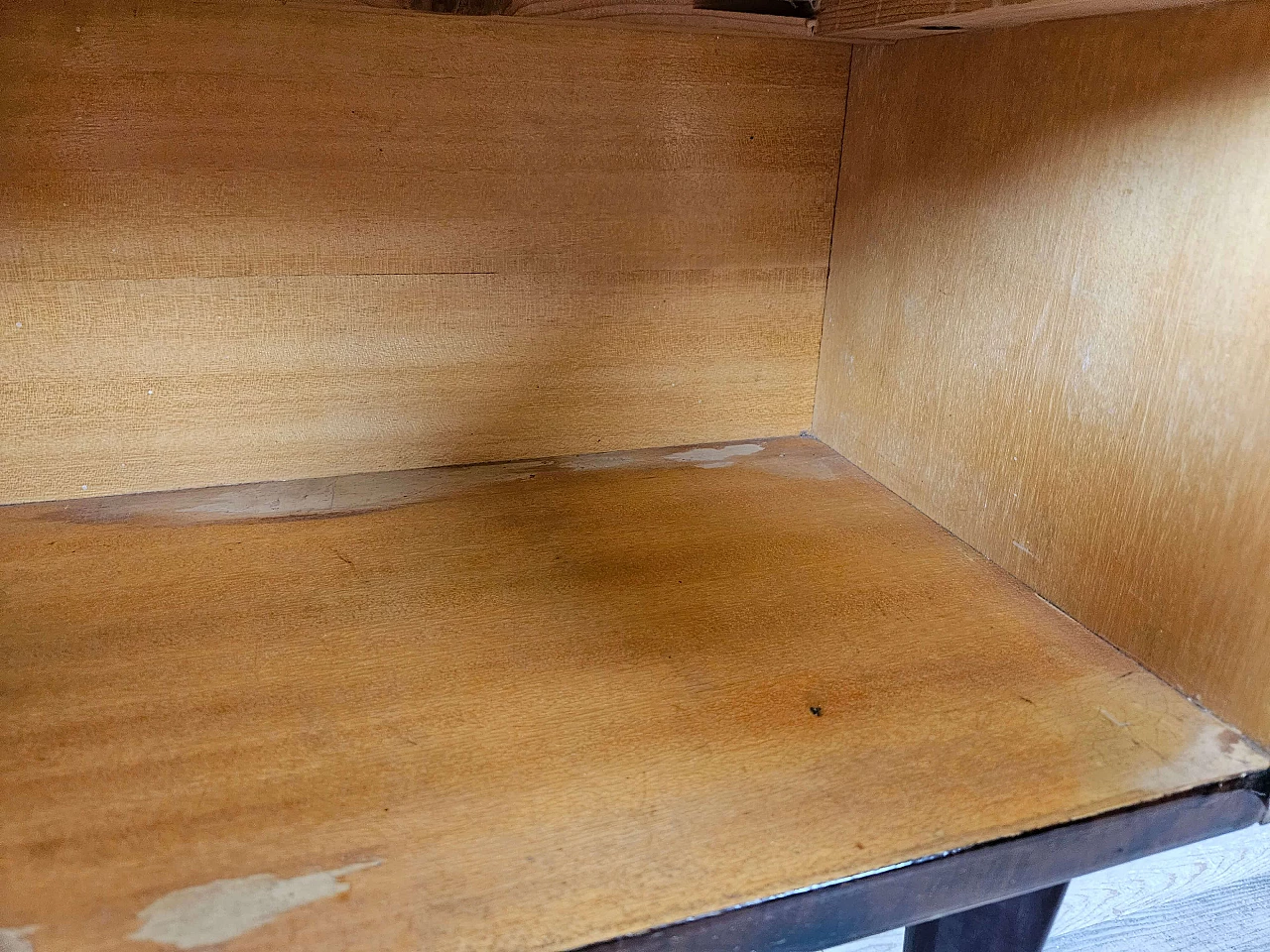 Pair of wood bedside tables with stained glass top, 1950s 23