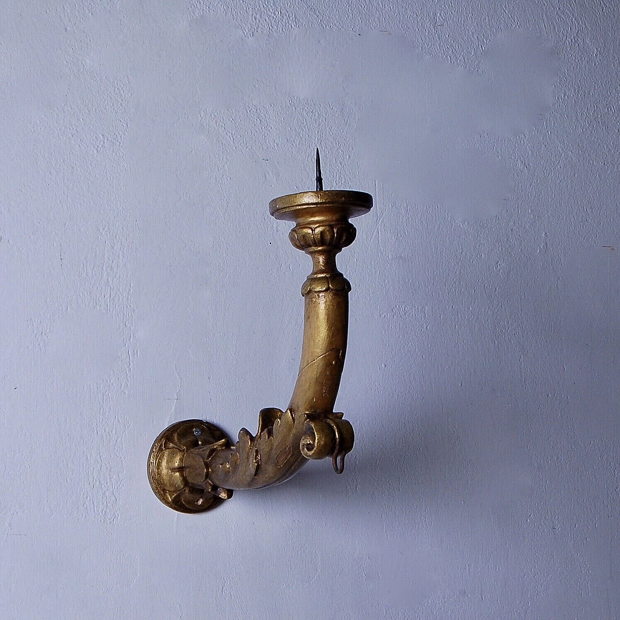 Gilded wood ecclesiastical wall candle holder, 19th century 1