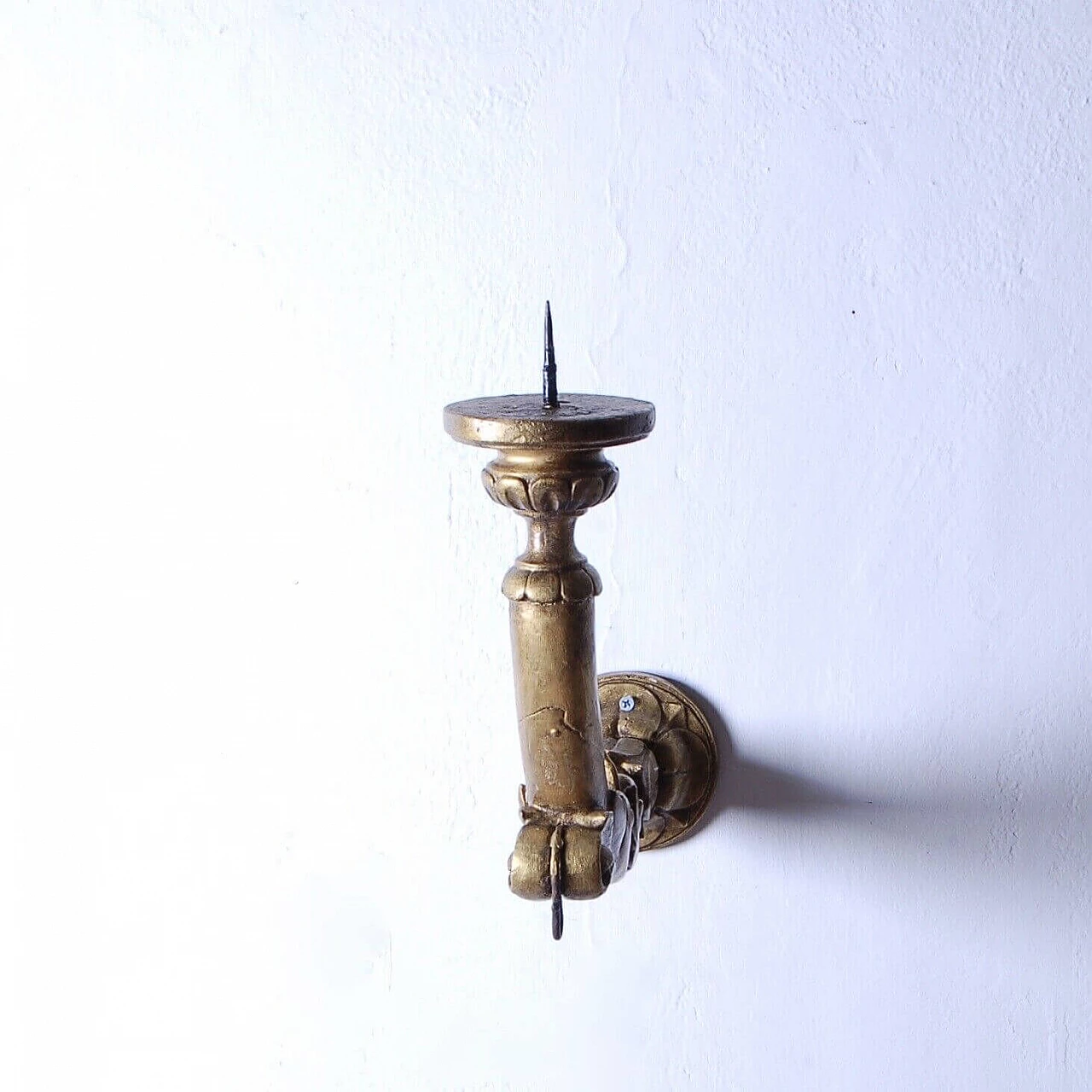 Gilded wood ecclesiastical wall candle holder, 19th century 7