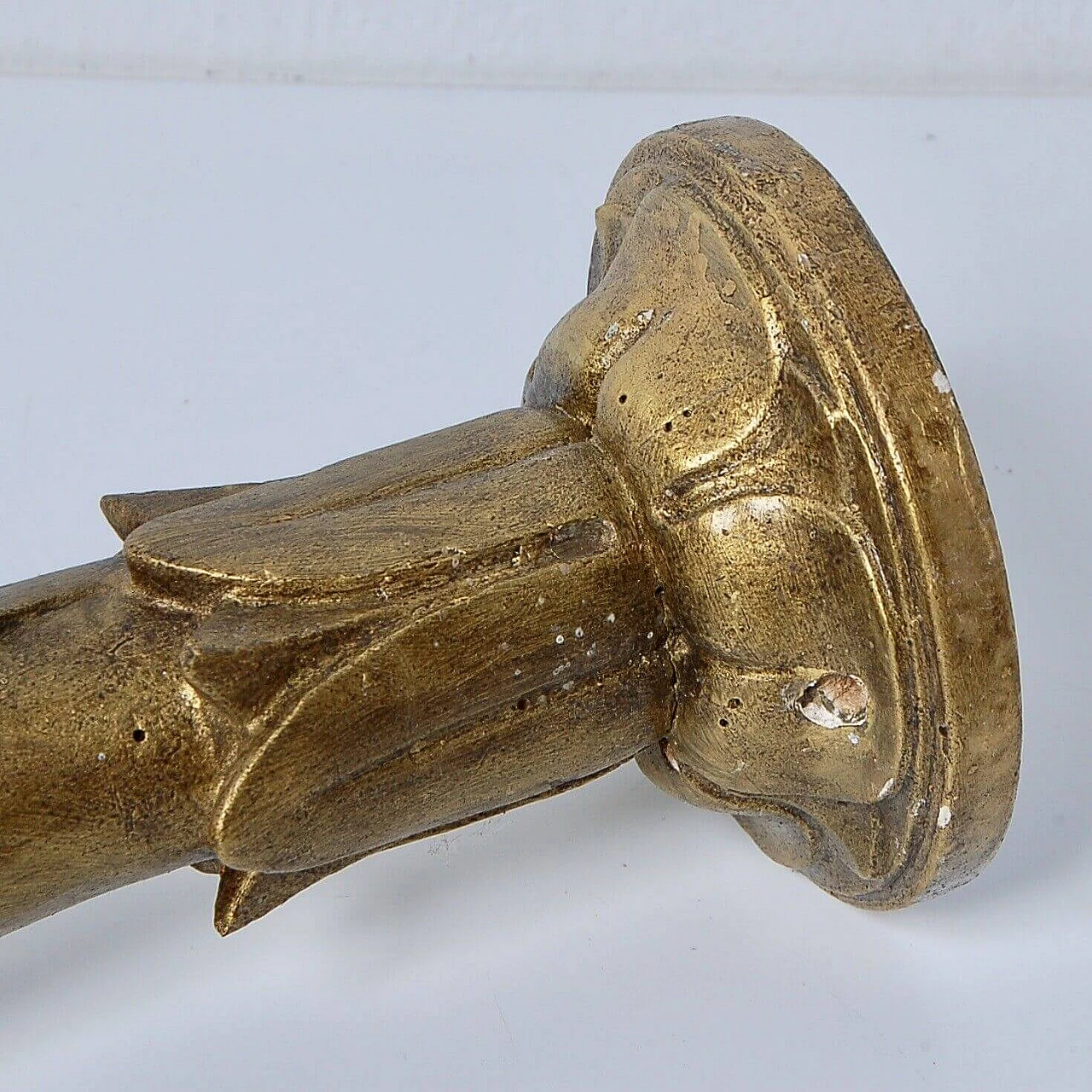 Gilded wood ecclesiastical wall candle holder, 19th century 9