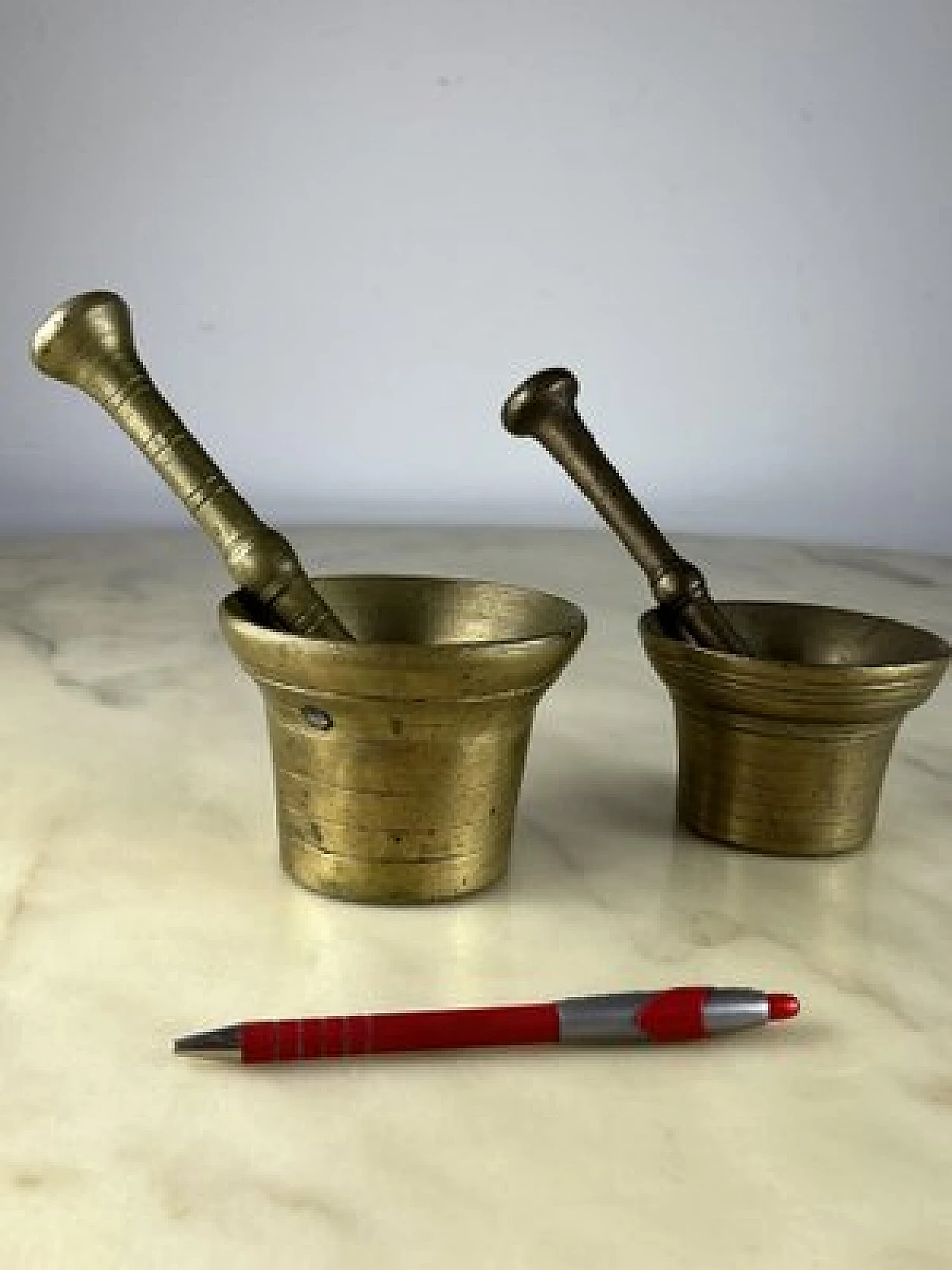 Pair of brass pesto mortars with pestle, 1950s 5