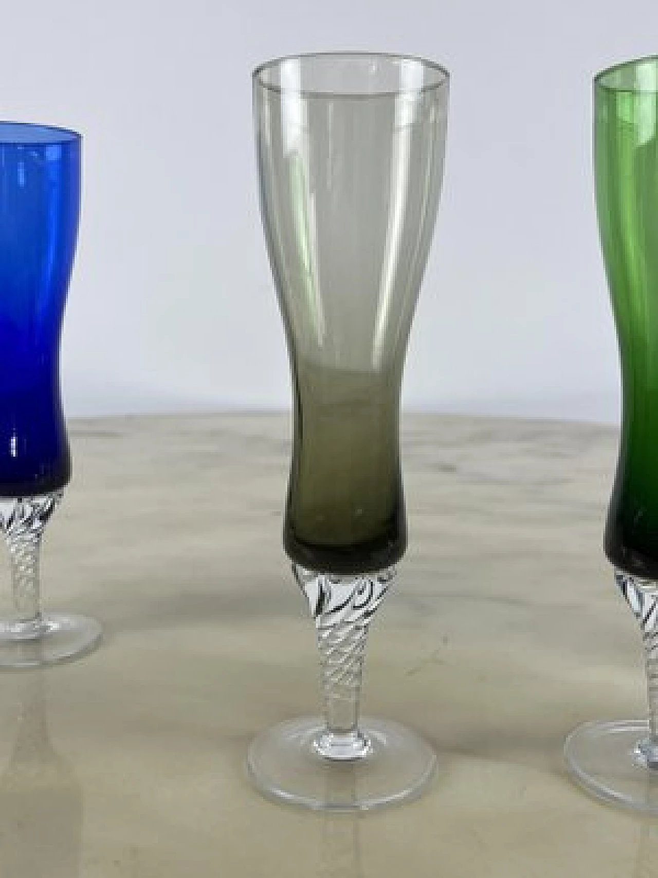 6 Coloured Murano glass beakers, 1960s 9