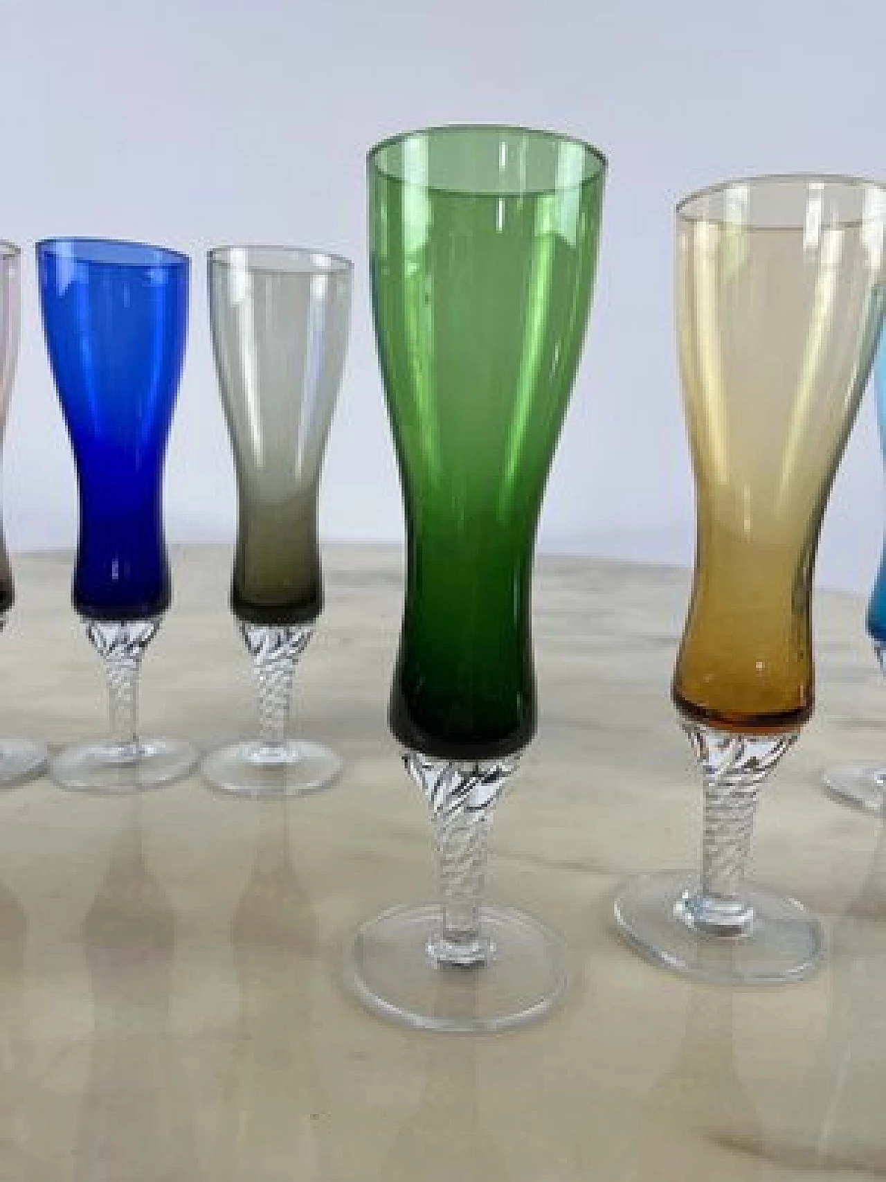 6 Coloured Murano glass beakers, 1960s 10