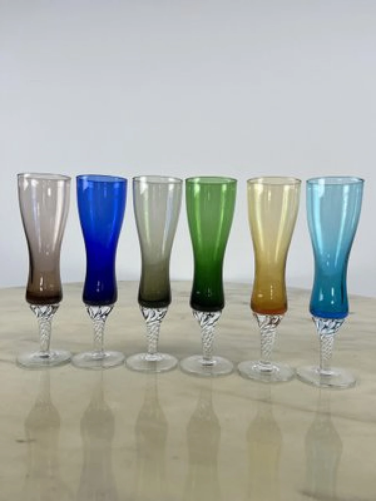 6 Coloured Murano glass beakers, 1960s 13