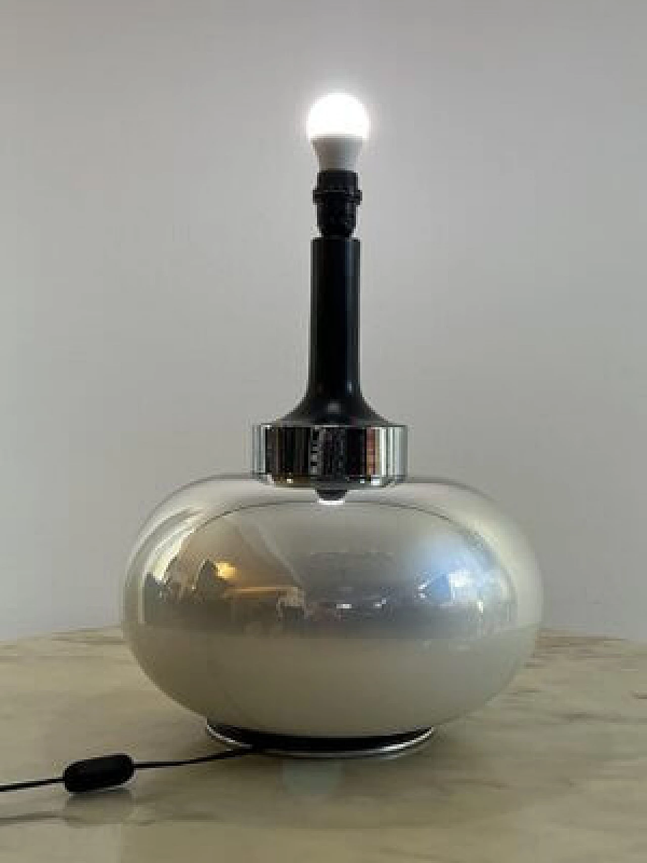 Table lamp with opalescent glass base, 1970s 12