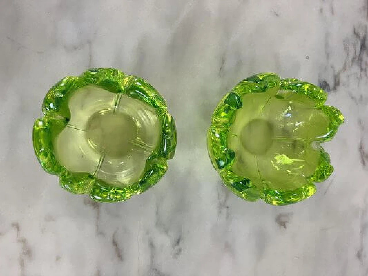 Pair of green Murano glass ashtrays, 1980s 8