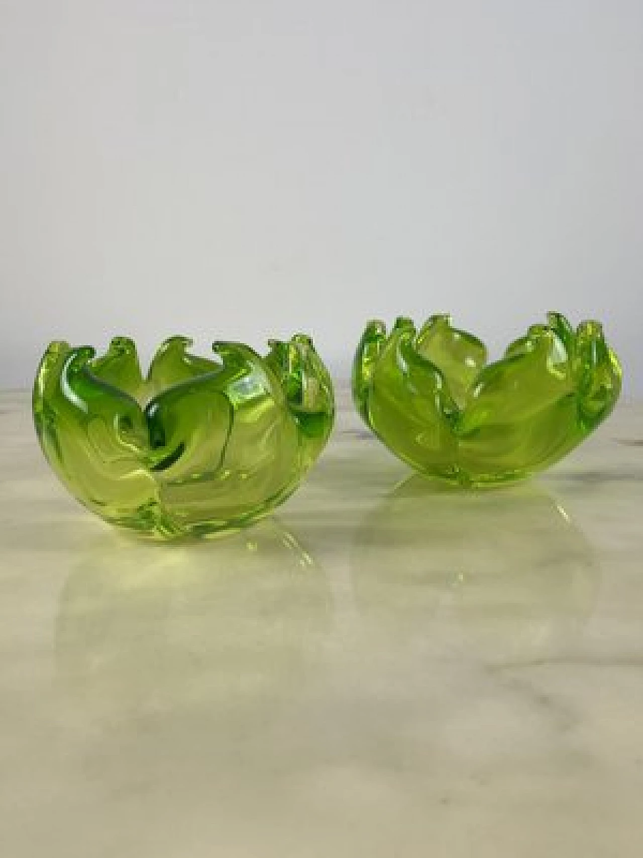 Pair of green Murano glass ashtrays, 1980s 10