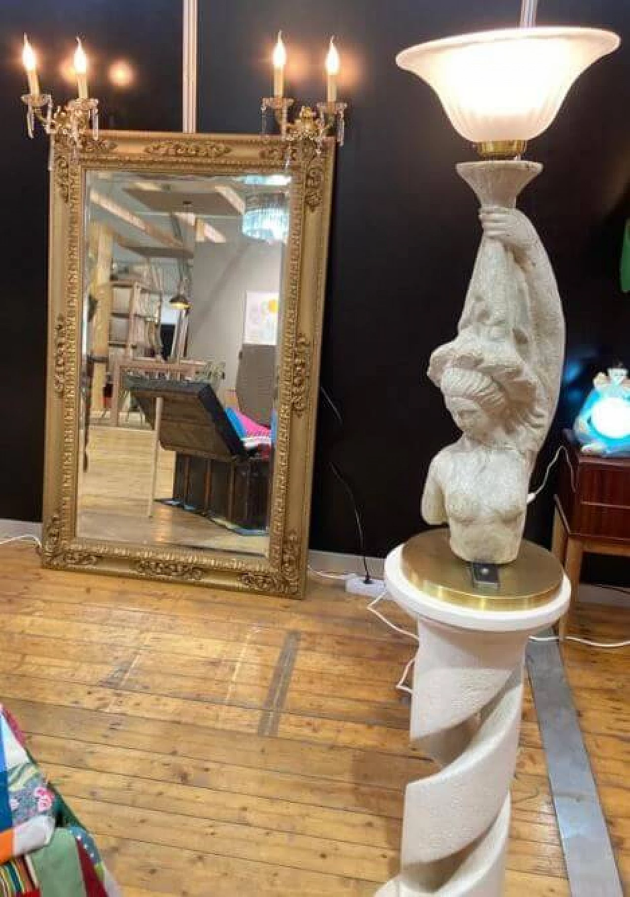 Victorian-style mirror in bevelled gilt wood, 1920s 4