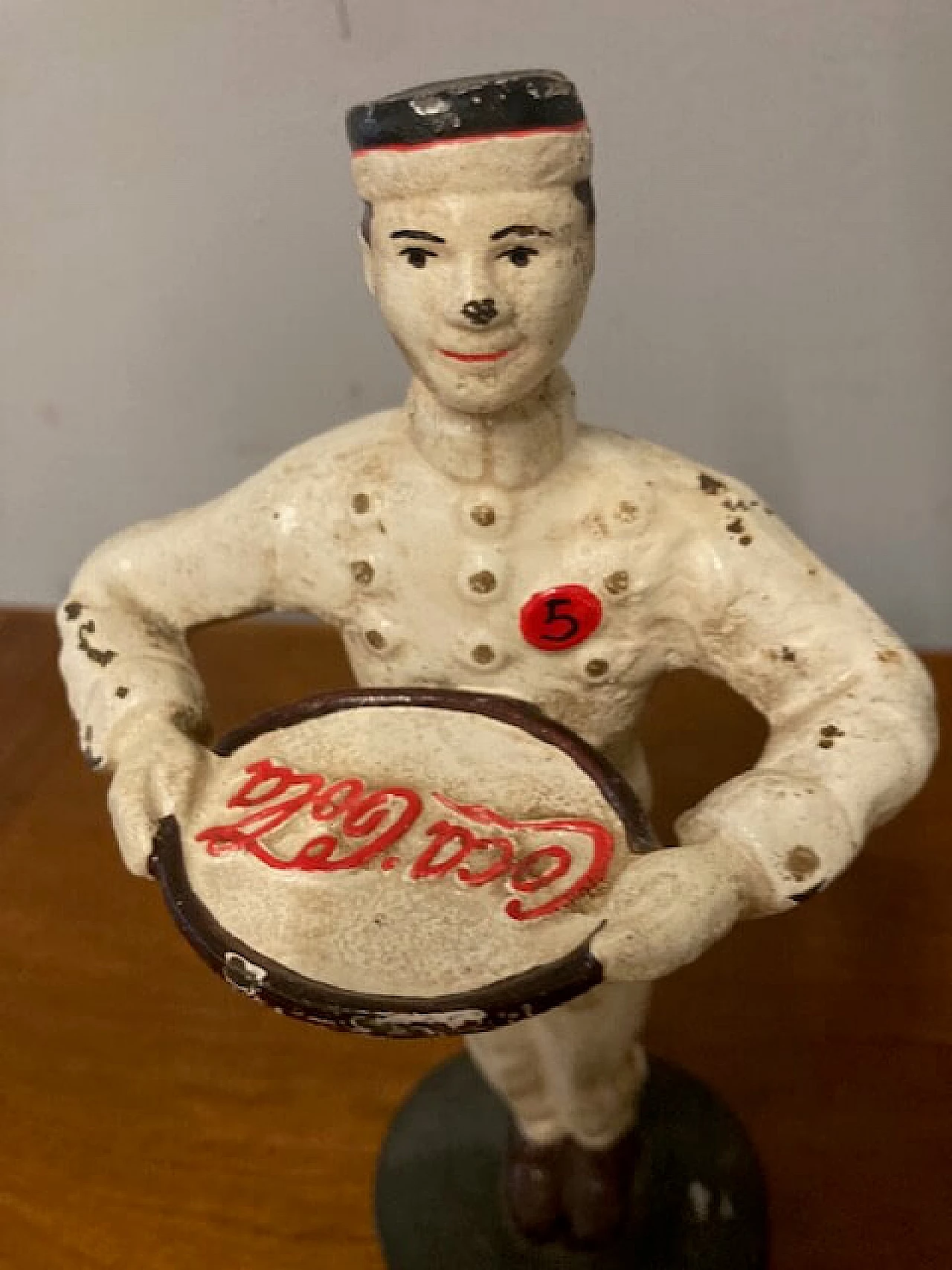 Cast iron Coca Cola sculpture of Waiter Joe, 1970s 2