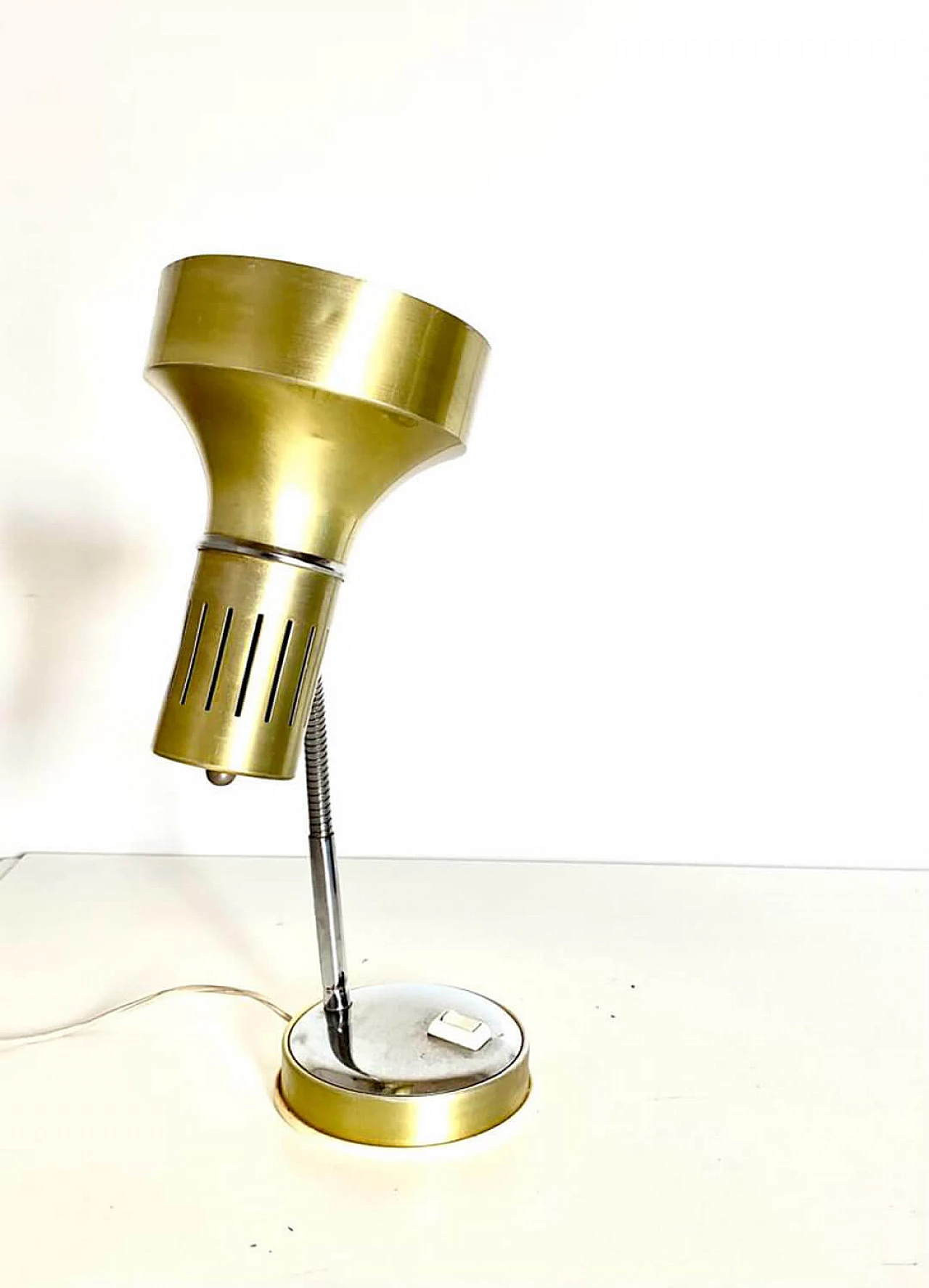 Brass desk lamp, 1960s 2