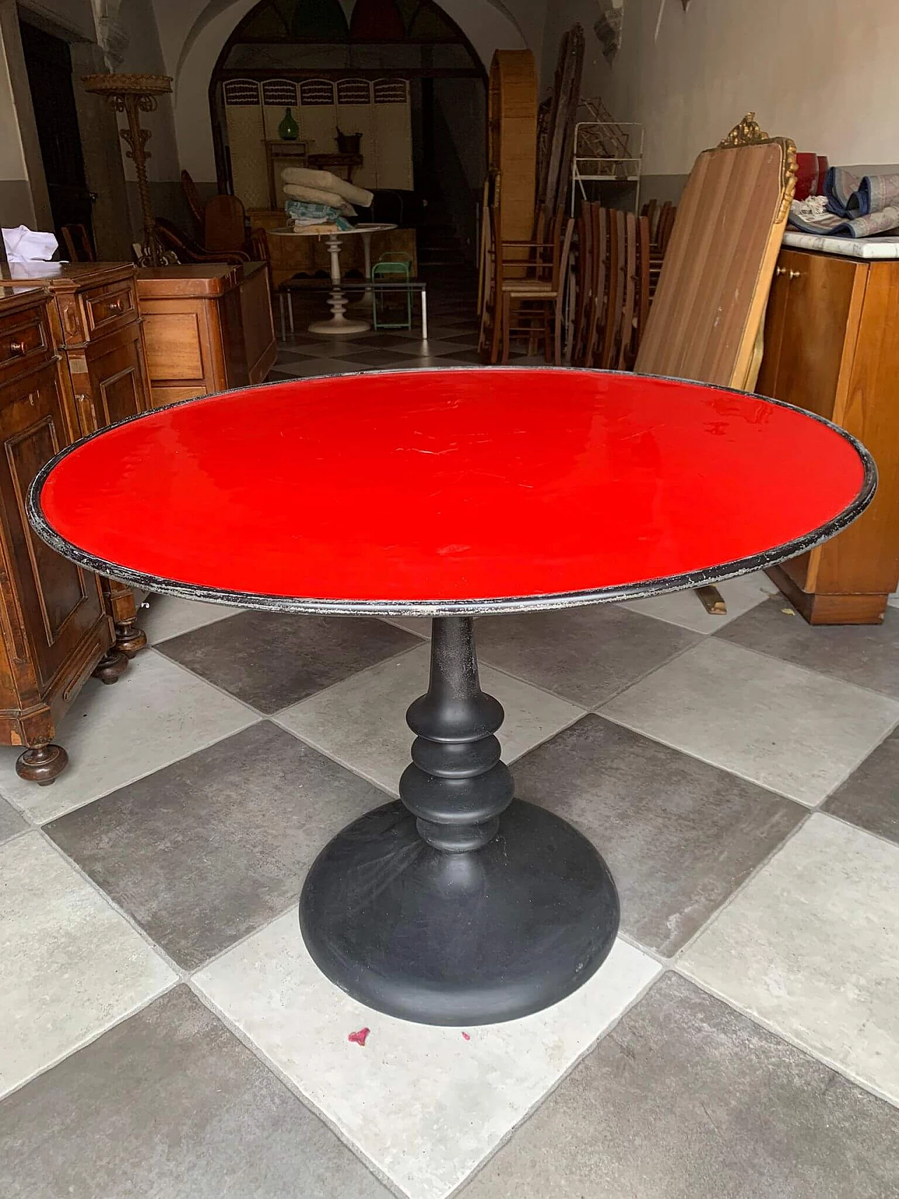 Round table designed by Pols Potten, 1960s 6