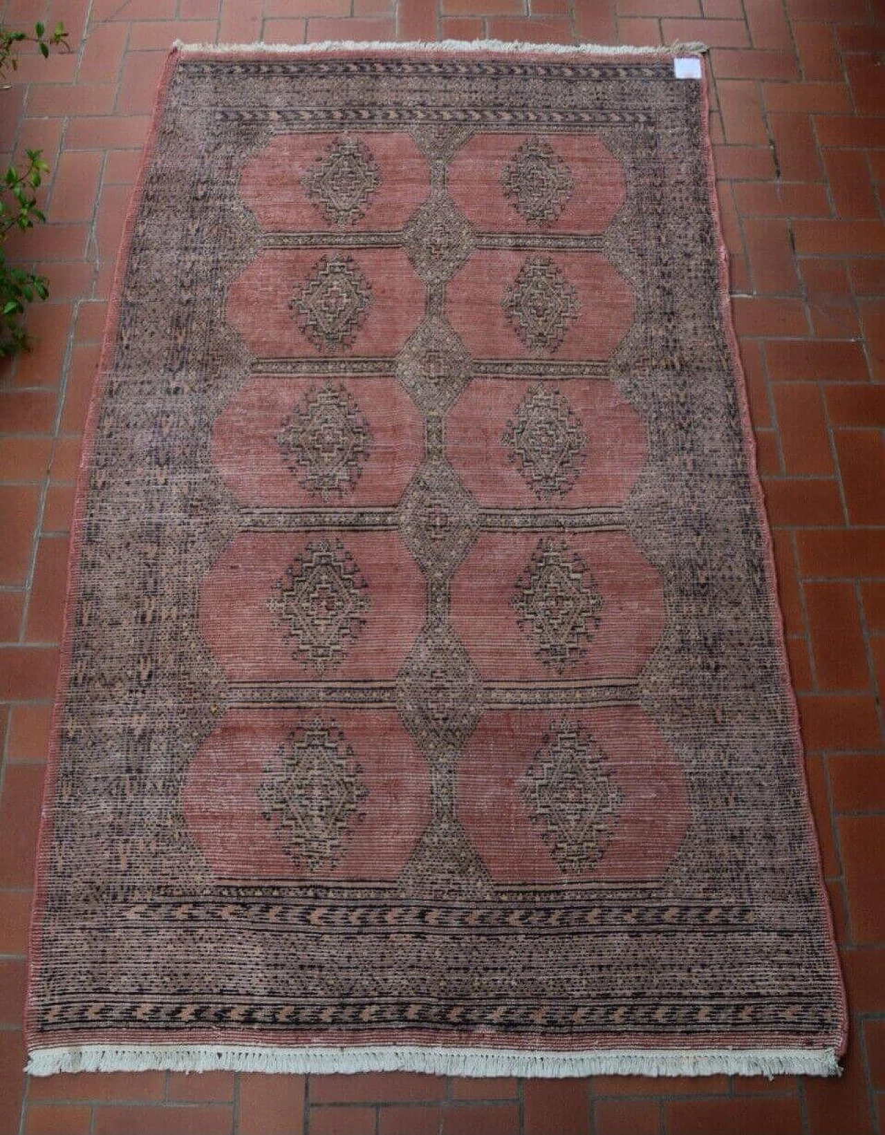 Karaci wool carpet with geometric patterns, 1970s 13