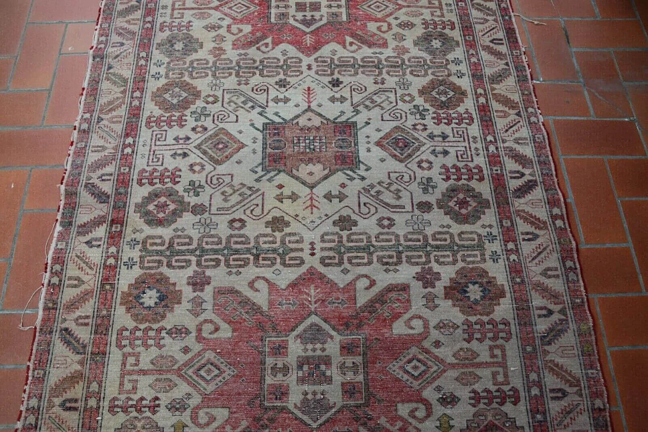 Caucasian Shirvan rug, 1930s 17