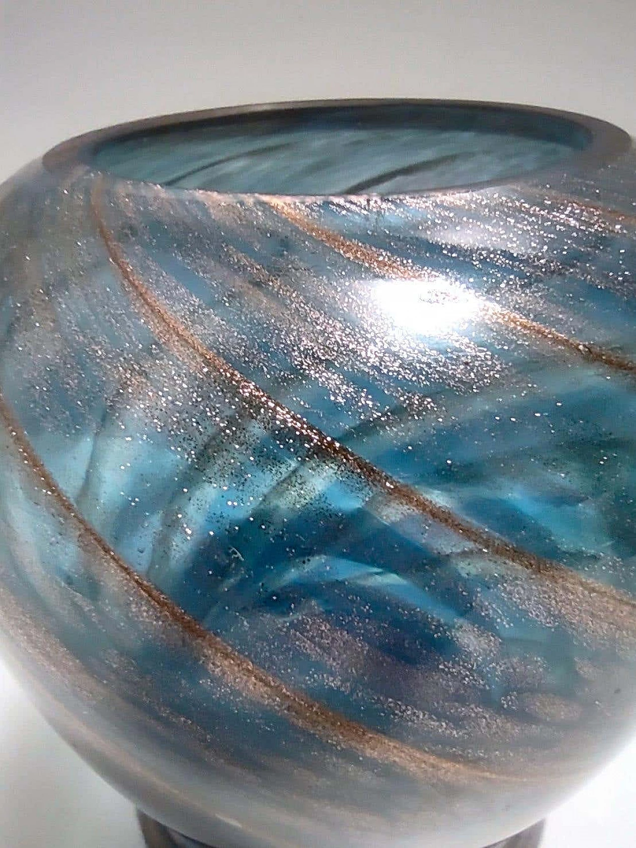 Blue Murano glass vase with bronze aventurine by Fratelli Toso, 1940s 3