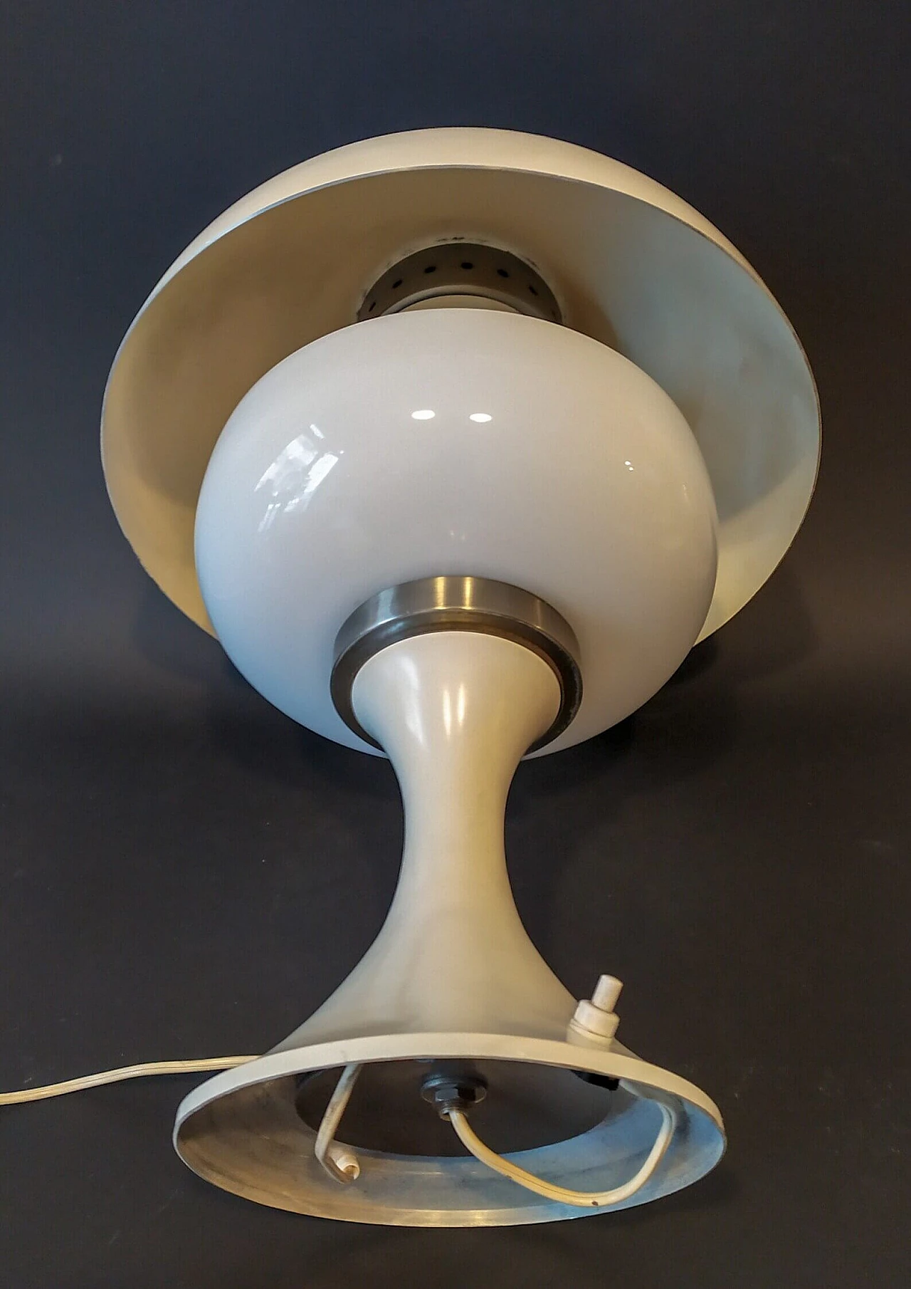 Lampada da tavolo a fungo in metallo verniciato bianco e vetro, anni '70 12