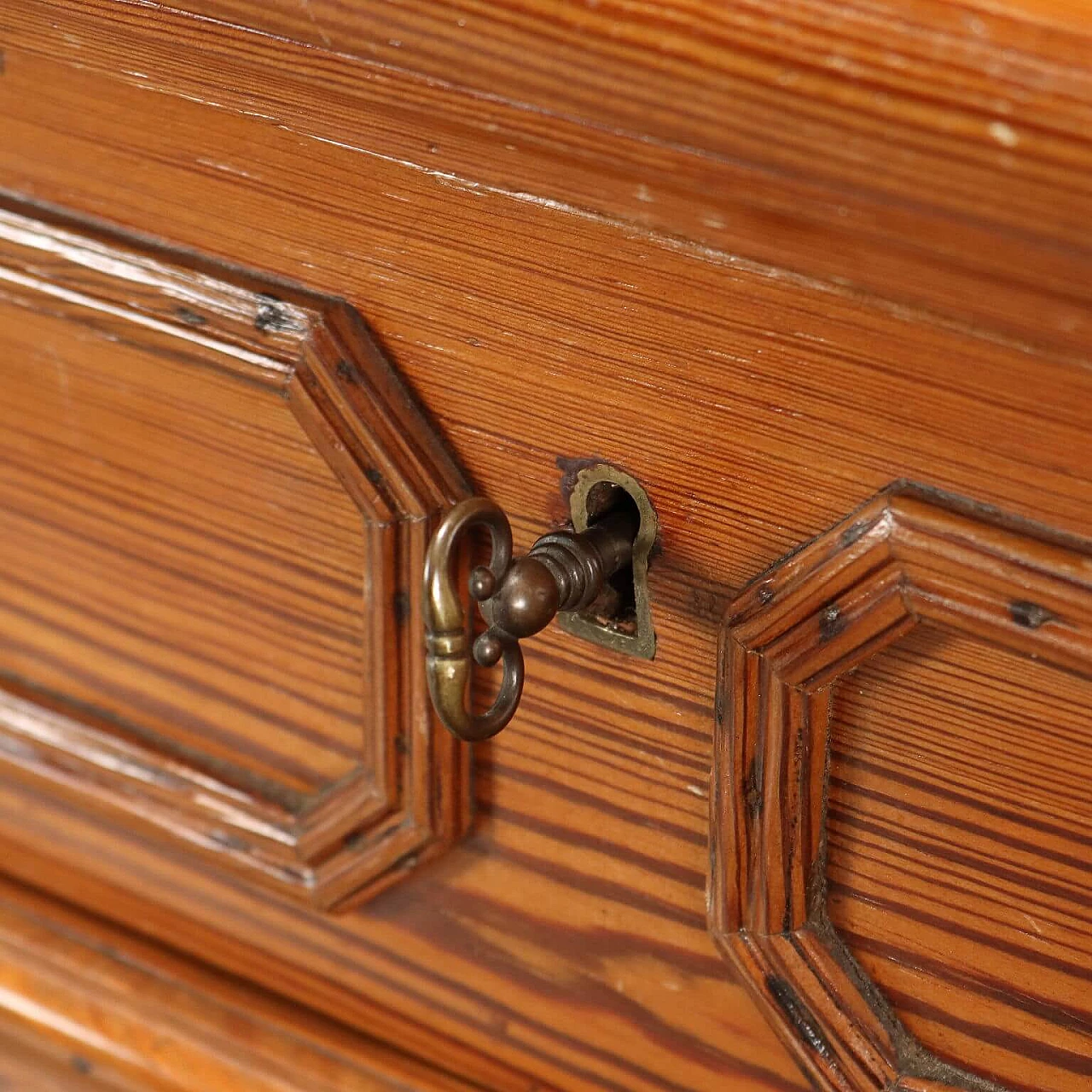 Umbertina larch sideboard with etched glass doors, late 19th century 8