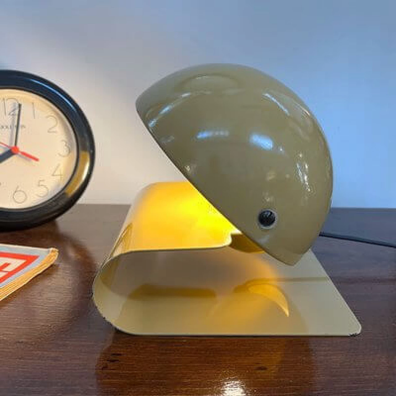 Bugia mustard-coloured table lamp by Giuseppe Cormio for Guzzini, 1976 16