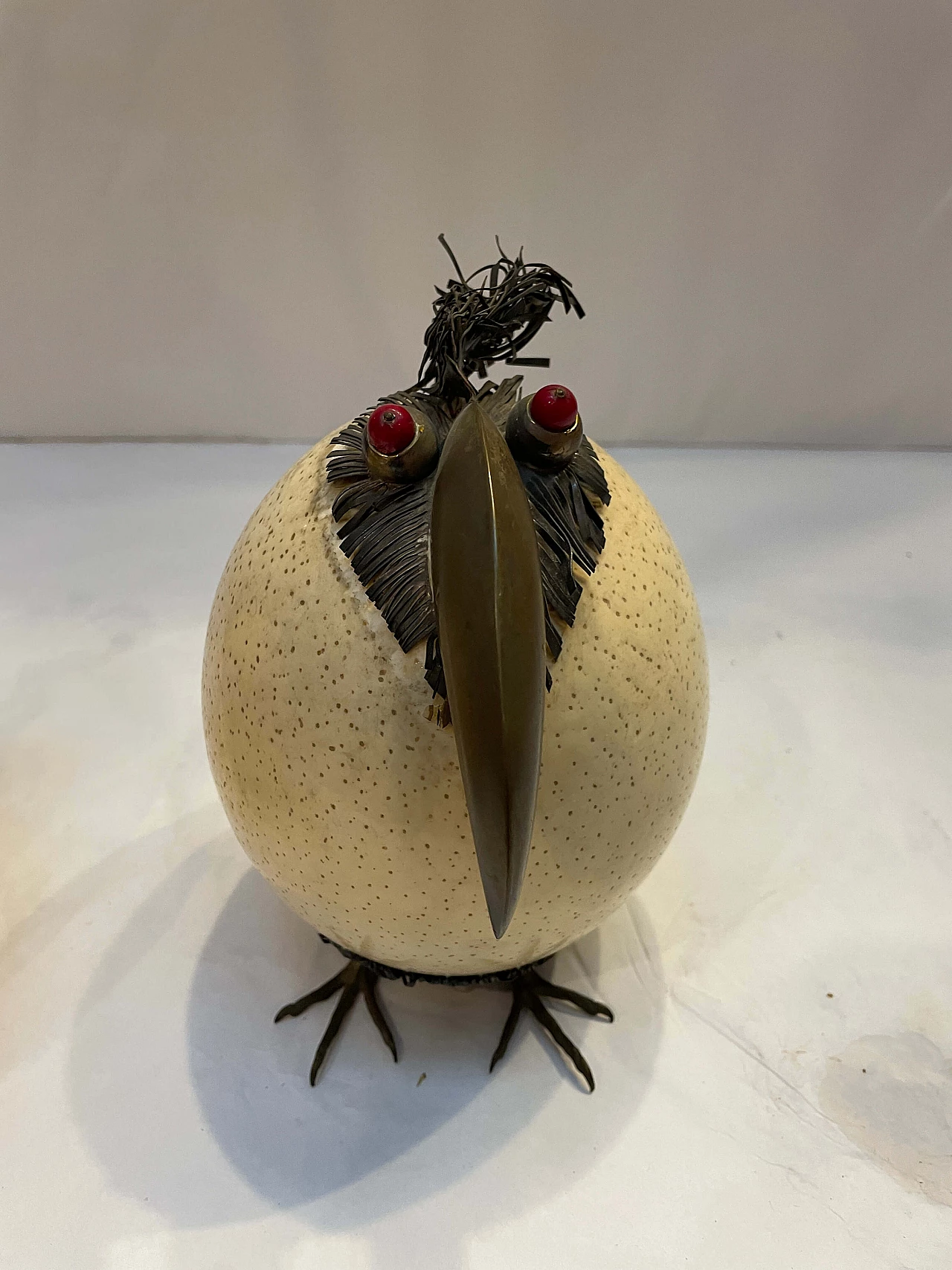 Uova di struzzo raffiguranti uccelli caricaturali, fine '800 3