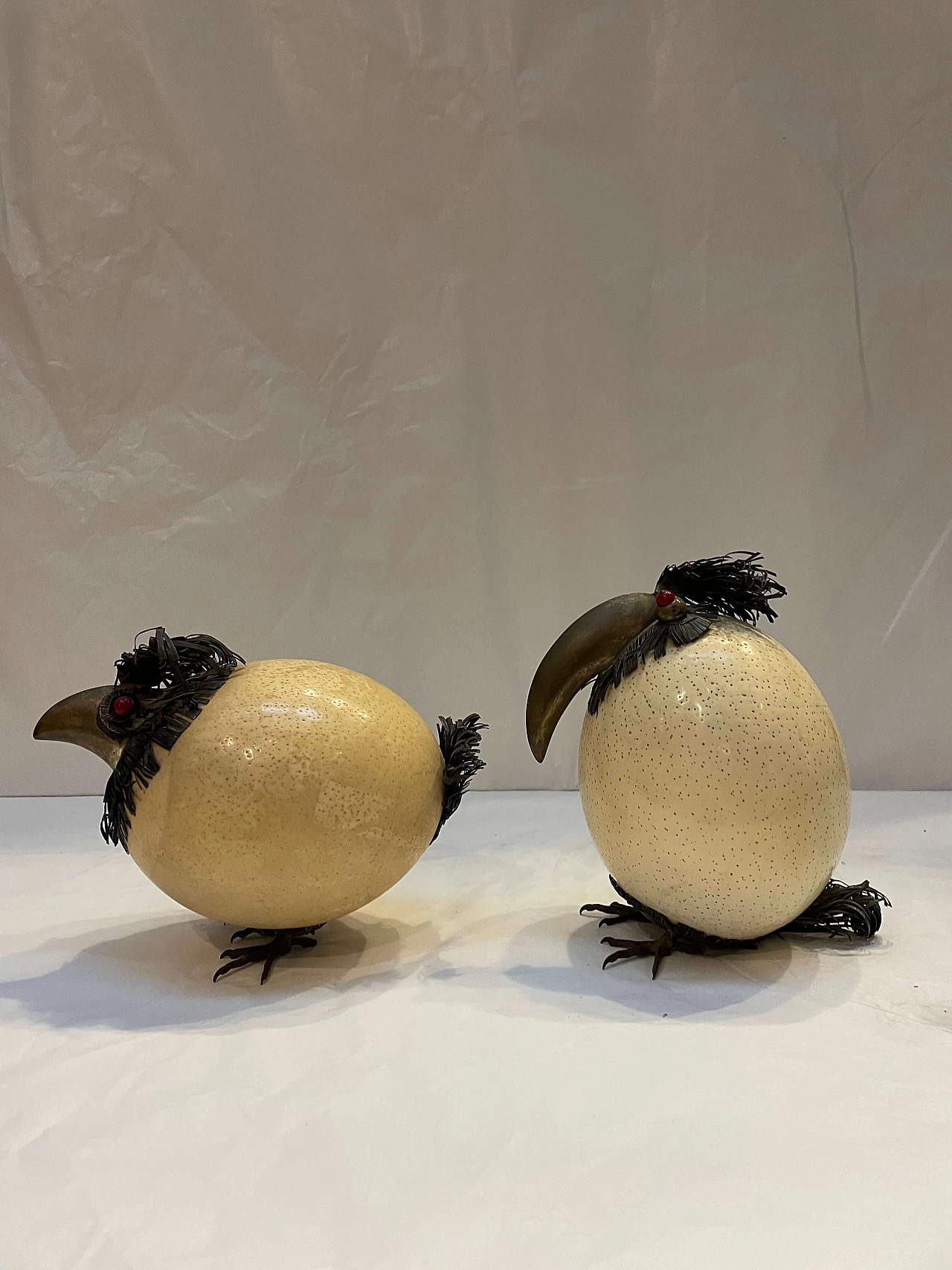 Uova di struzzo raffiguranti uccelli caricaturali, fine '800 5