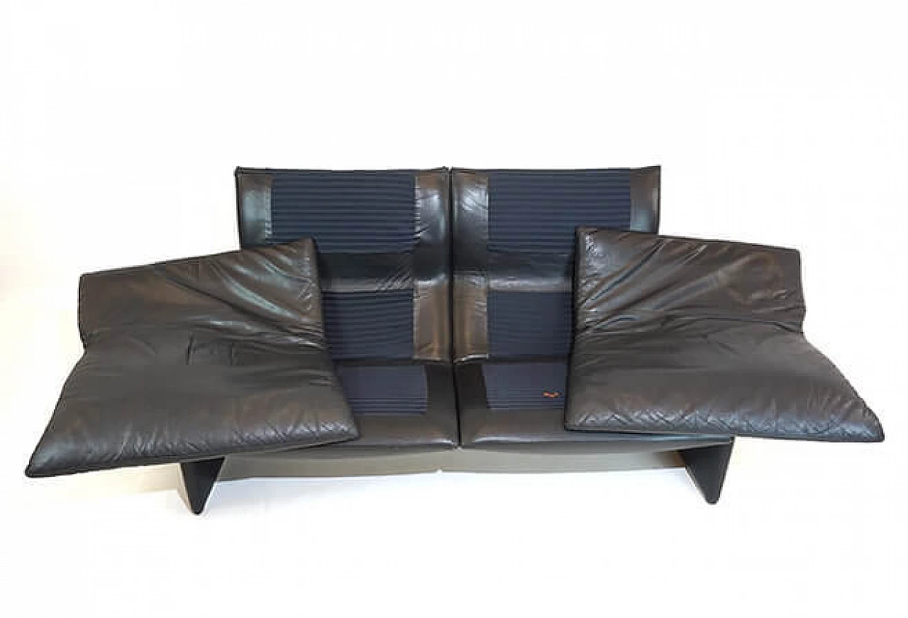 Leather sofa by Giovanni Offredi for Saporiti, 1970s 8