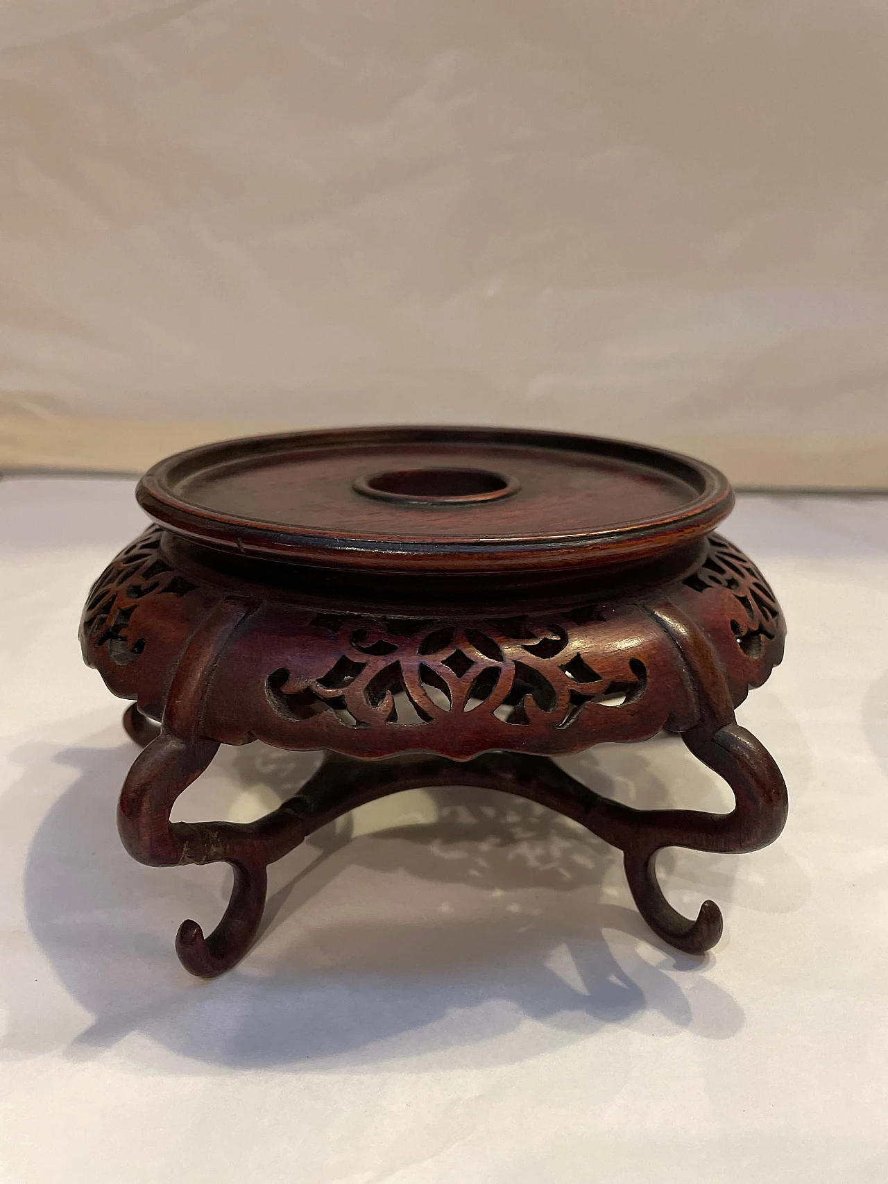 Cachepot cinese con supporto in legno intarsiato, circa 1800 10