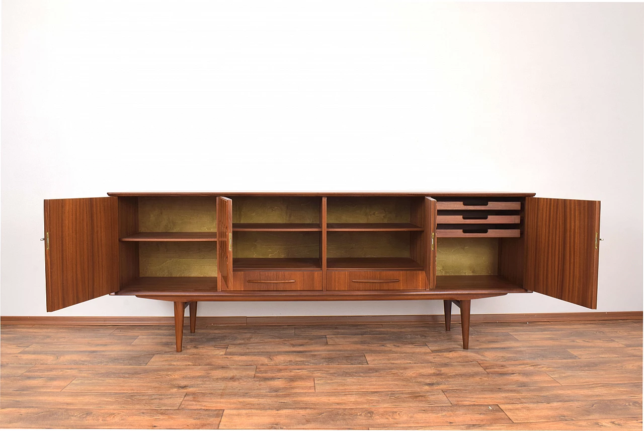 Credenza norvegese in teak nello stile di Gustav Bahus, anni '60 2