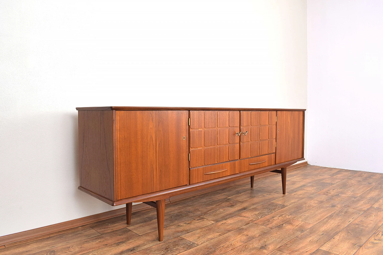 Credenza norvegese in teak nello stile di Gustav Bahus, anni '60 8