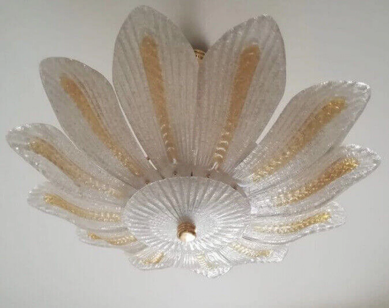 Murano glass chandelier with 12 leaves, late 20th century 7