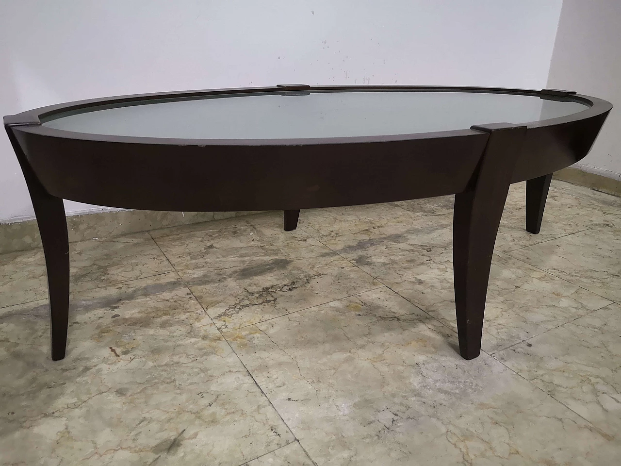 Oval walnut and glass coffee table by Natuzzi, 1970s 4