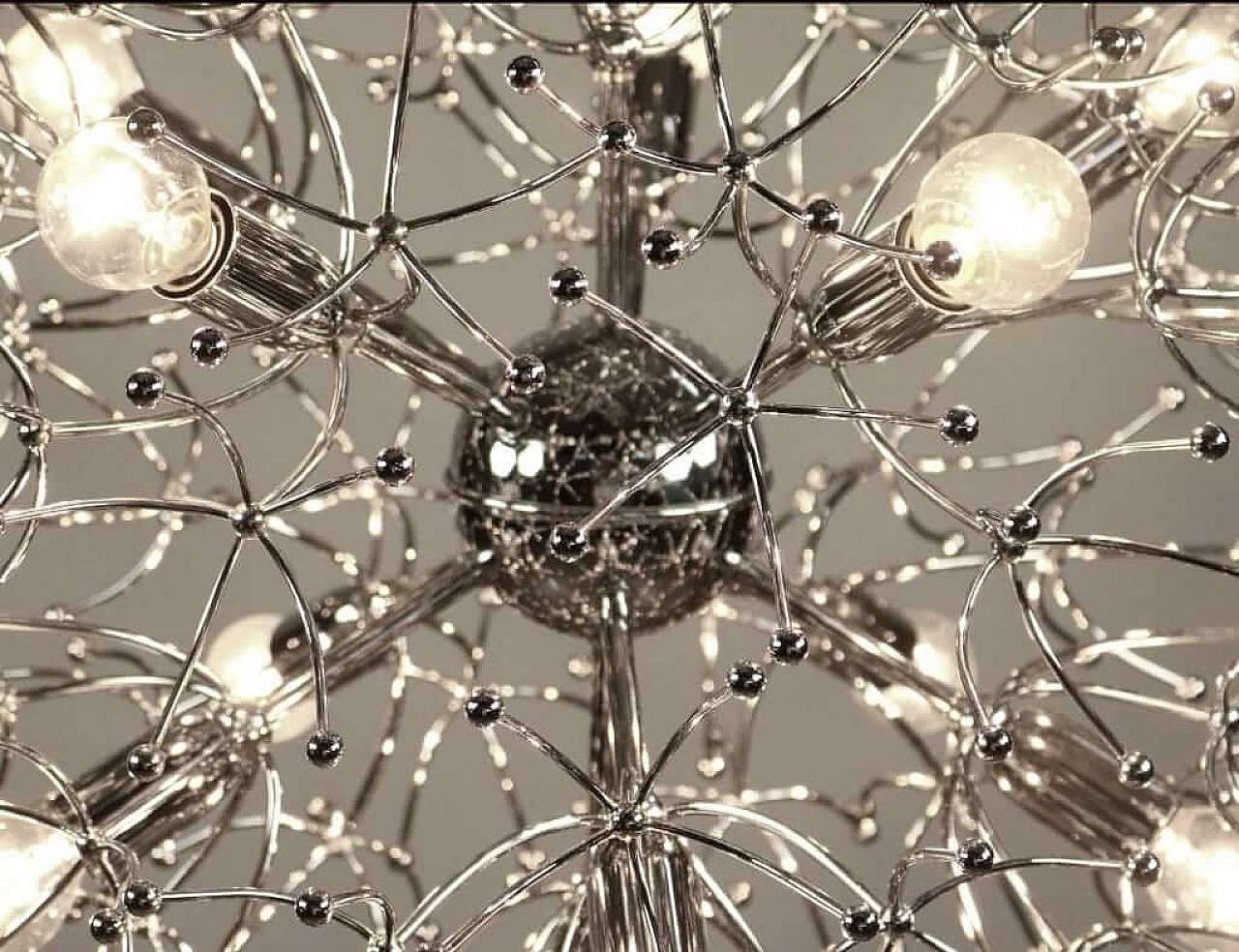 Lampadario Sputnik in ottone cromato di Gaetano Sciolari, anni '70 7