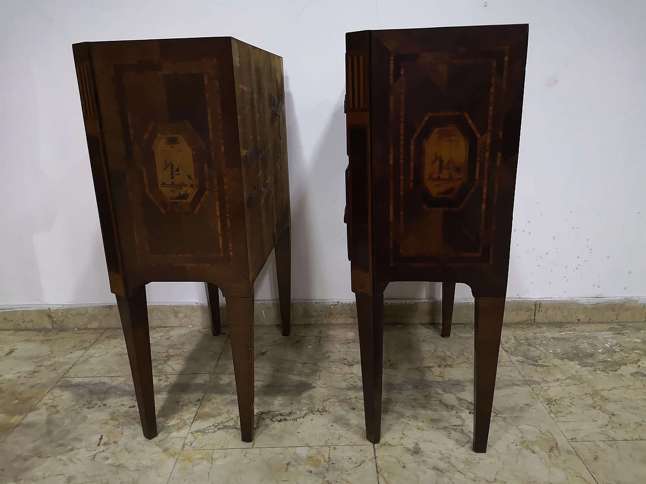 Pair of Louis XVI bedside tables in orange wood, Rio rosewood and occhetted maple, late 18th century 7