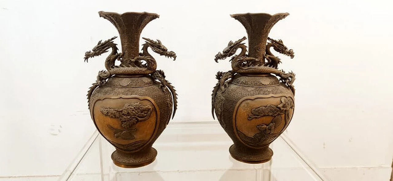 Pair of Japanese bronze vases with dragons 19