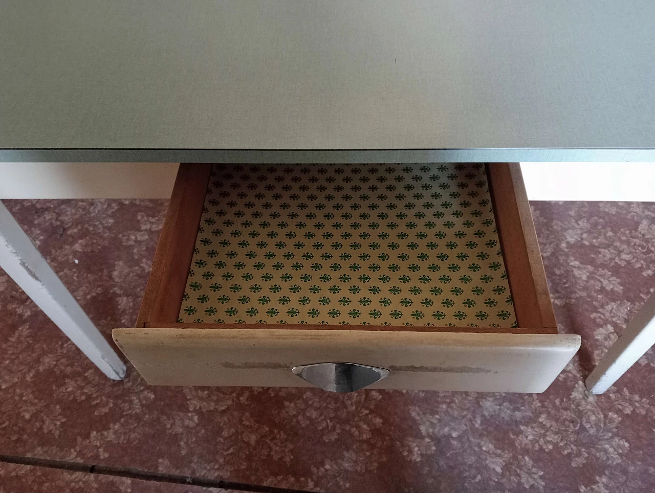 4 Chairs and table in wood and formica, 1960s 4