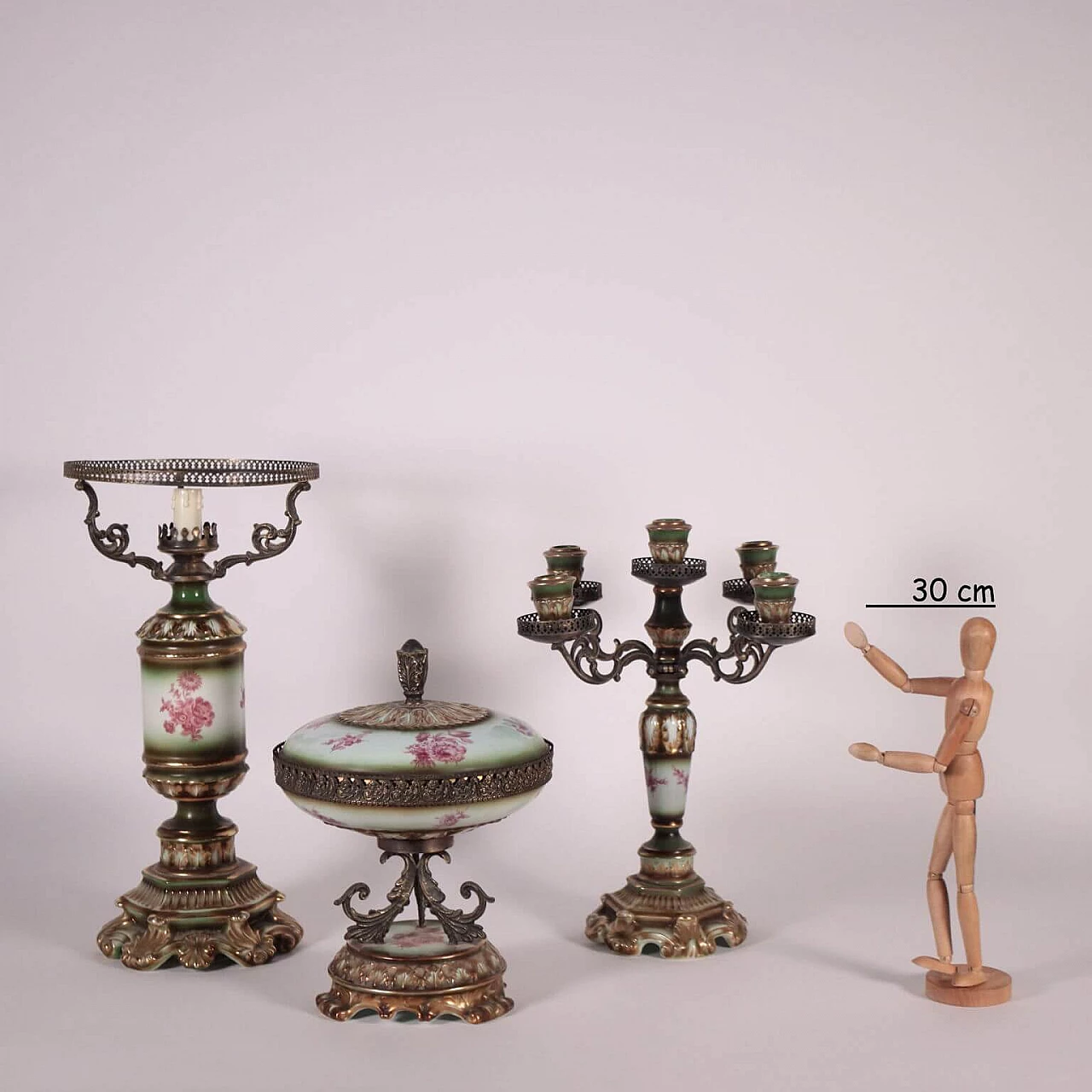 Group of ceramics with bronze elements, '900 2