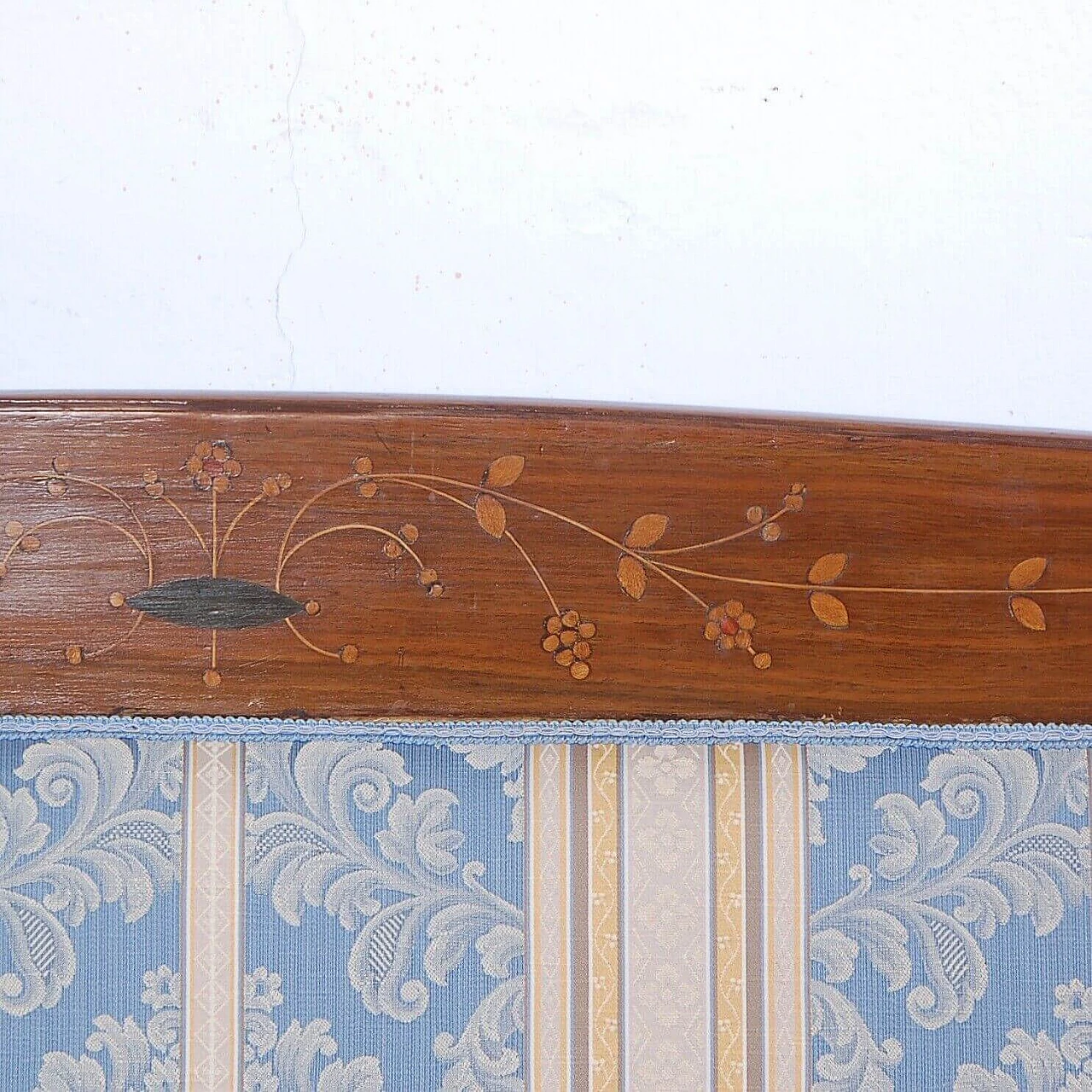 Art Nouveau inlaid walnut sofa bed, early 20th century 6