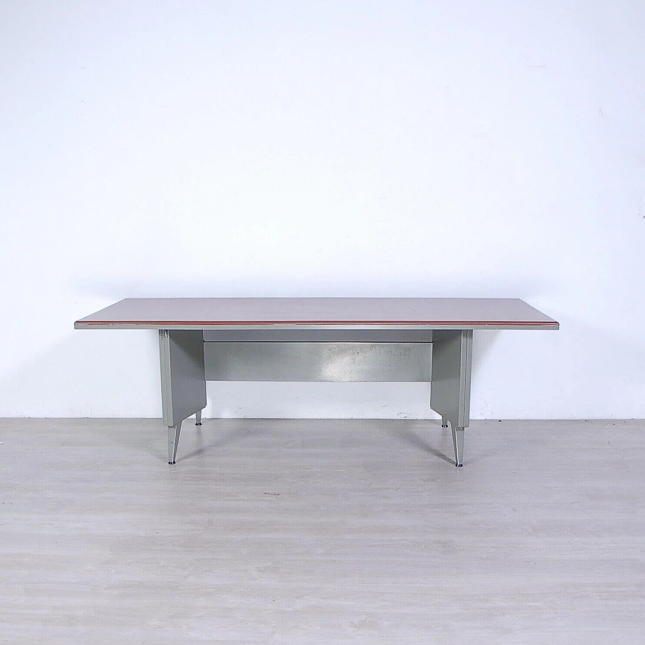 Gray enameled iron and brown skai desk, 1970s 4