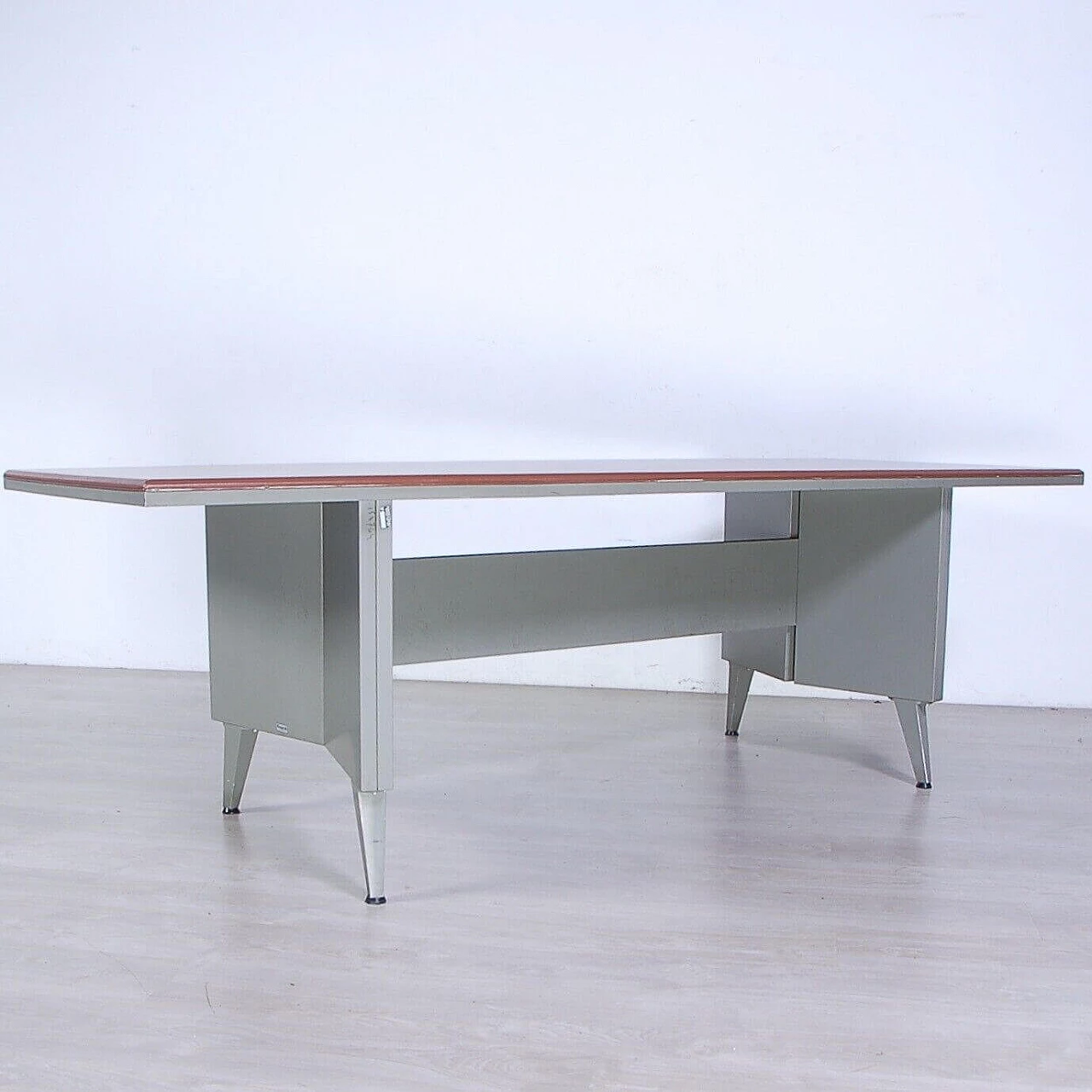 Gray enameled iron and brown skai desk, 1970s 5