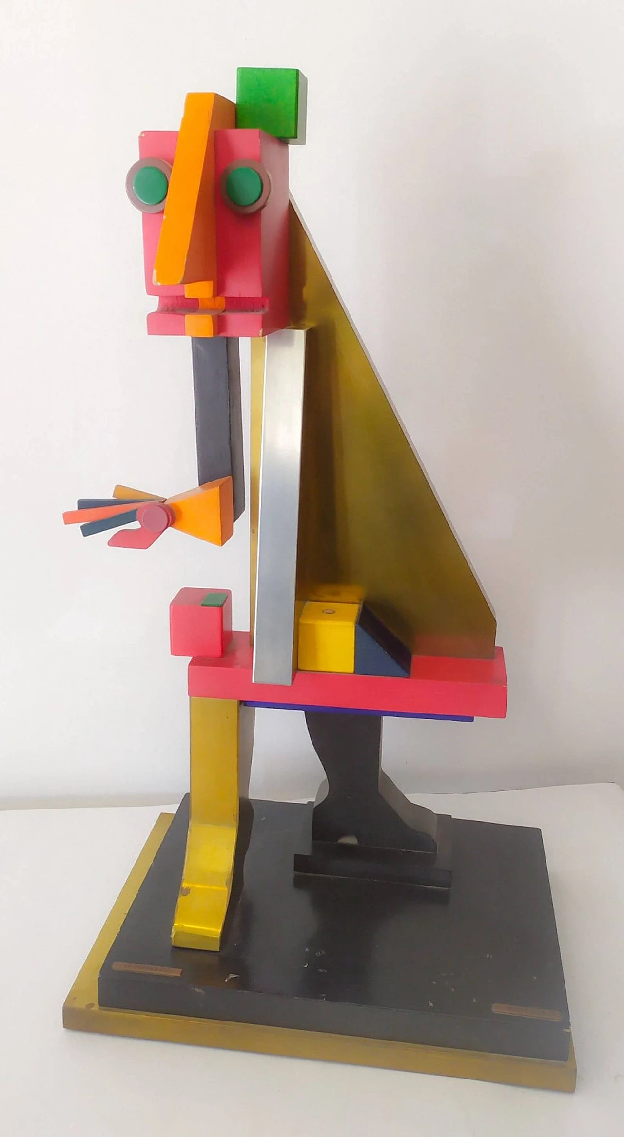 Mario Molinari, La Triangolare, scultura in legno e ottone, 1992 9