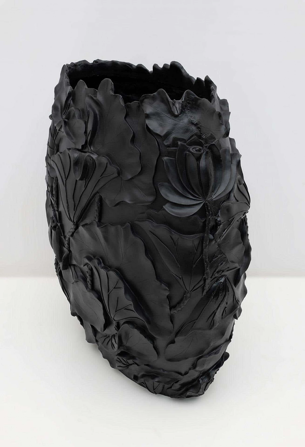 Resin vase by VGnewtrend, 1990s 7