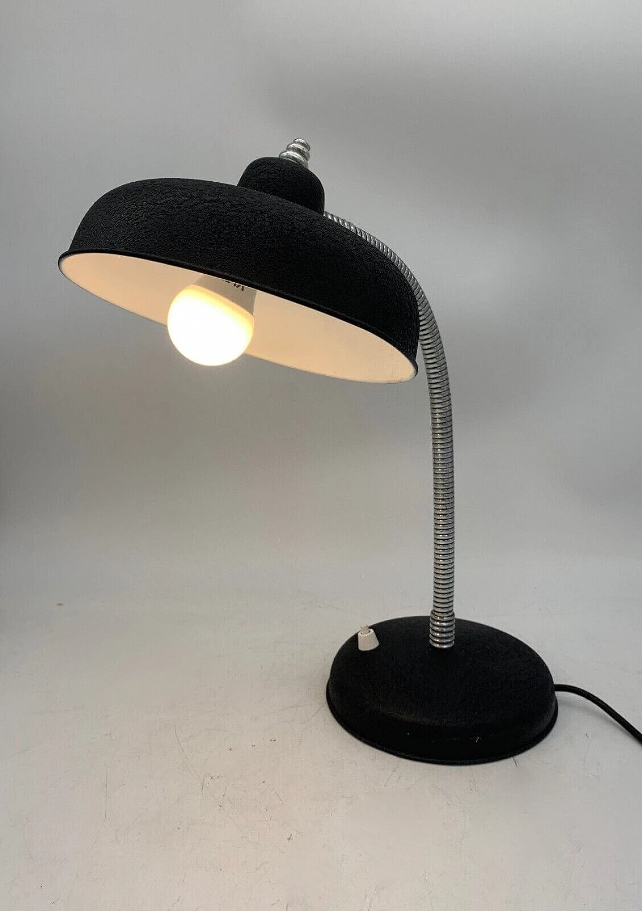 Black metal table lamp, 1960s 1