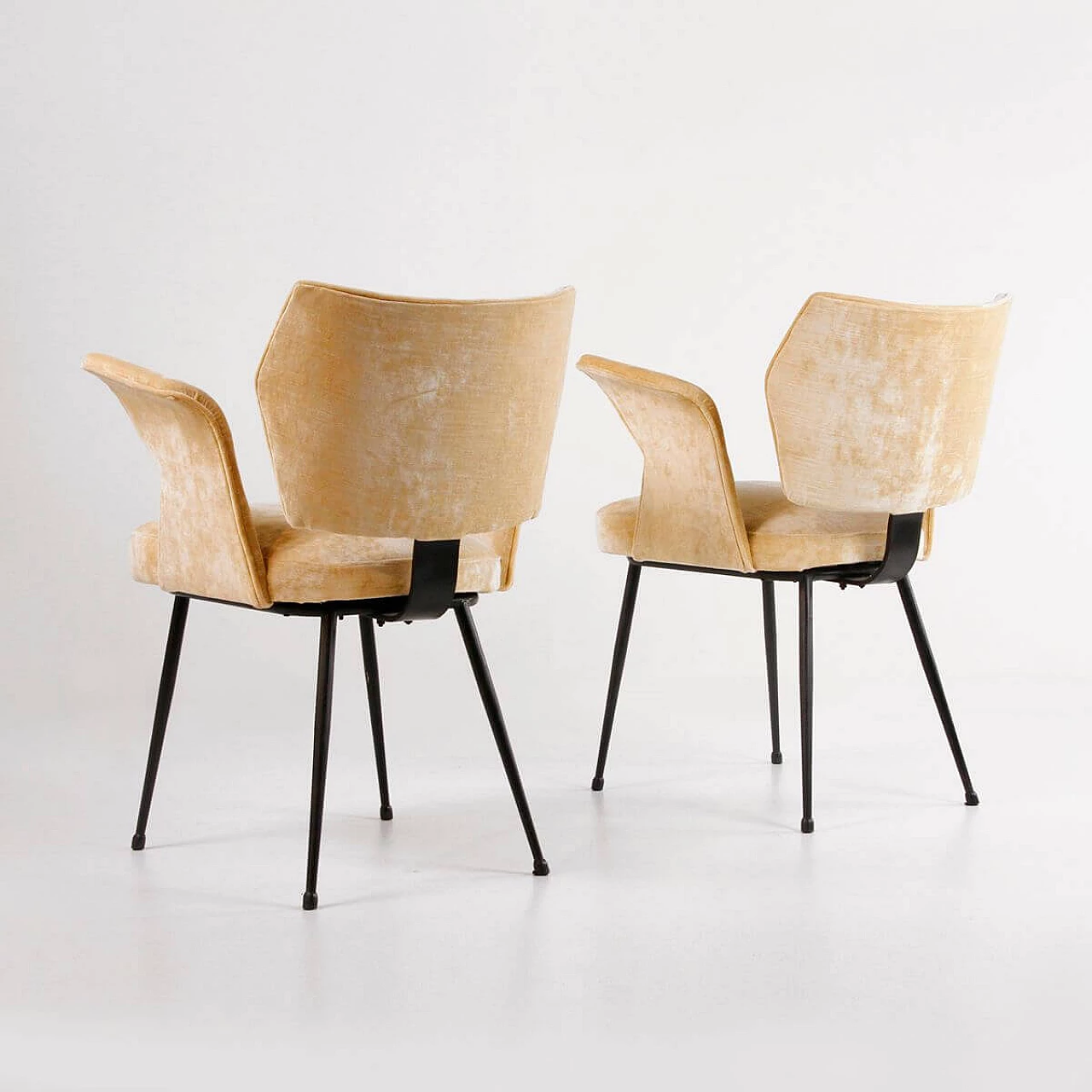 Pair of velvet chairs with armrests and metal frame, 1960s 3