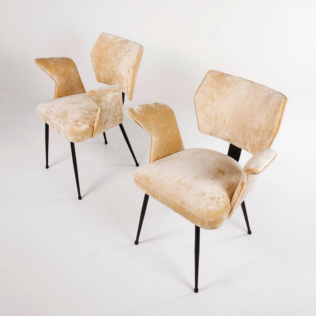 Pair of velvet chairs with armrests and metal frame, 1960s 5