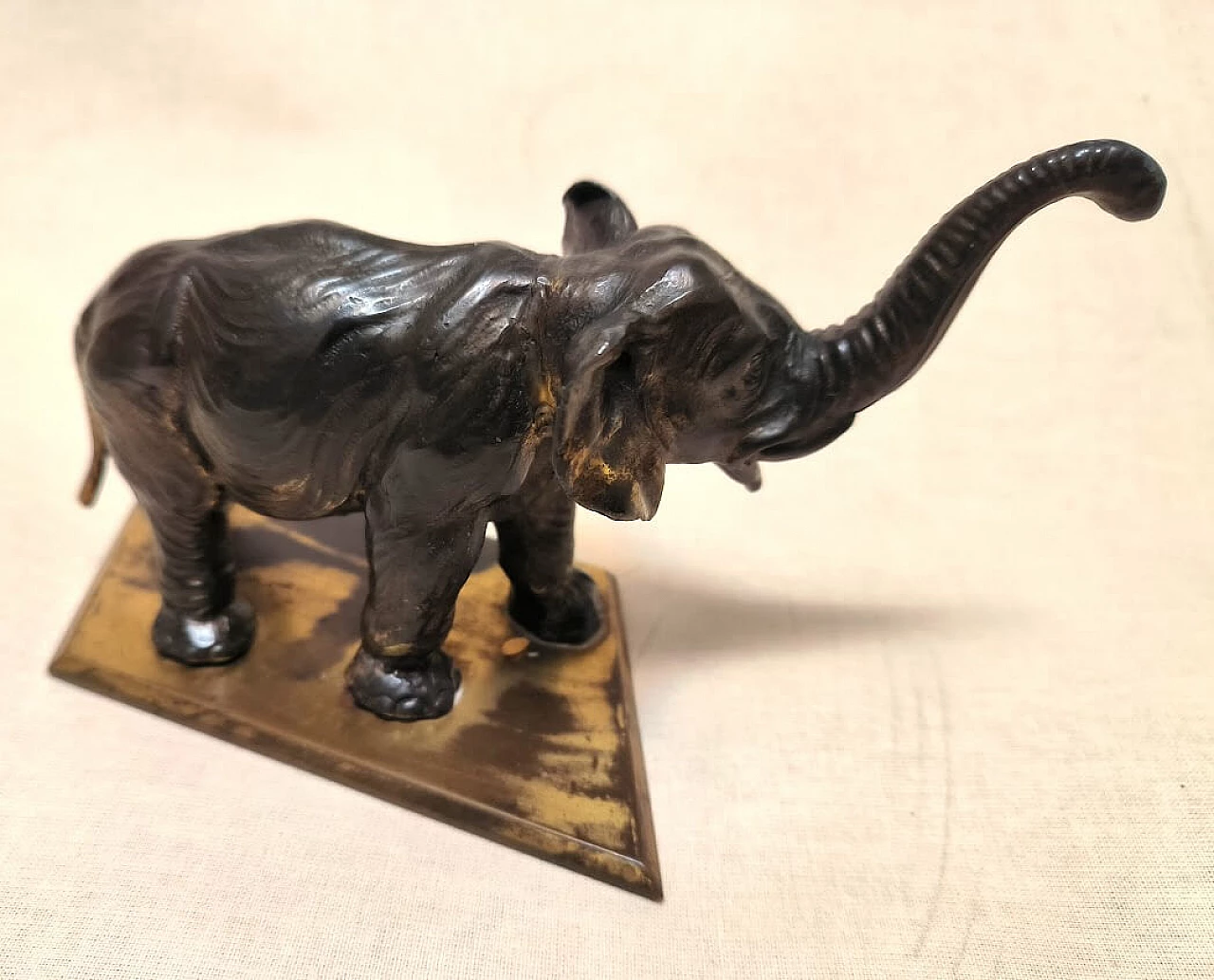 Bronze elephant paperweight, 1930s 4