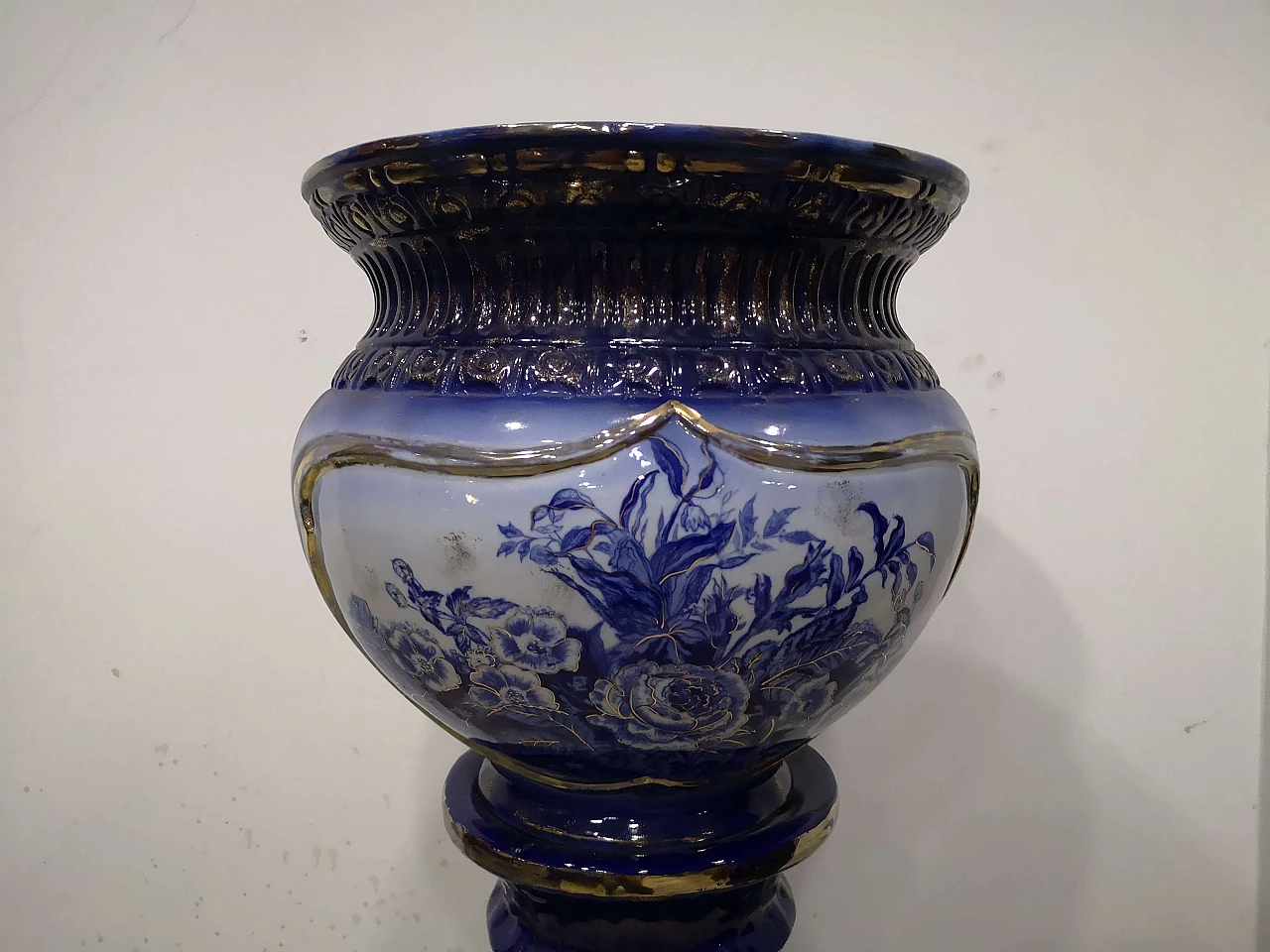 Pedestal vase by Jardiniere U&C Sarreguemines, 19th century 2