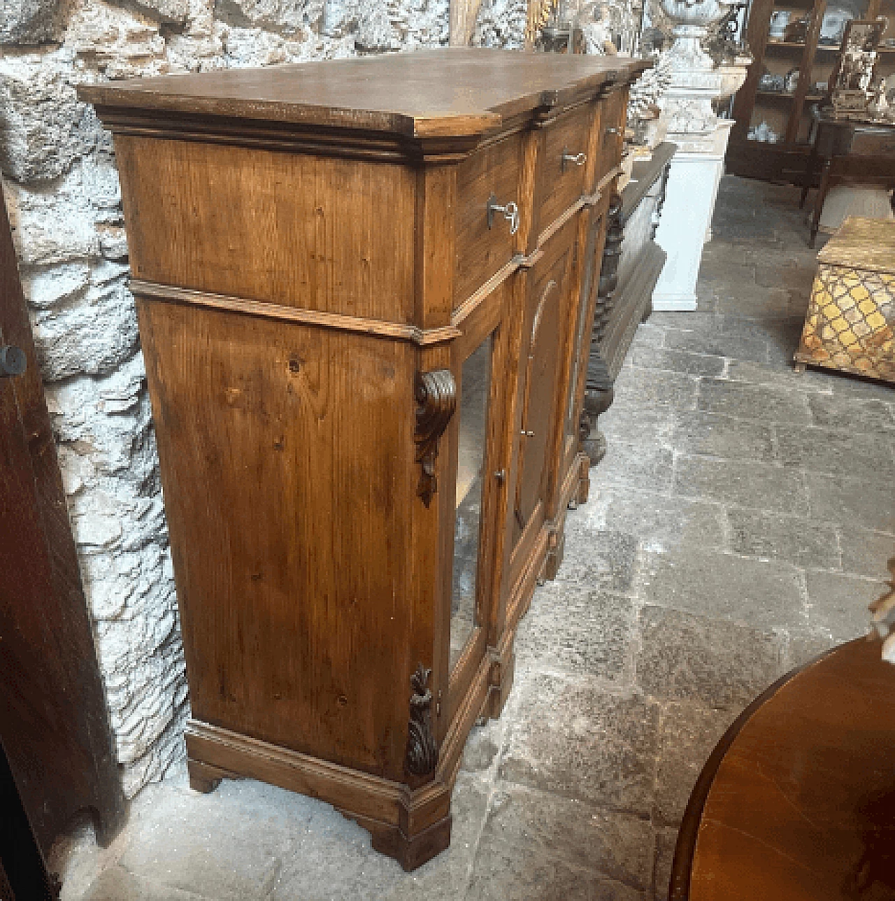 Sicilian Louis Philippe carved spruce sideboard, late 19th century 11